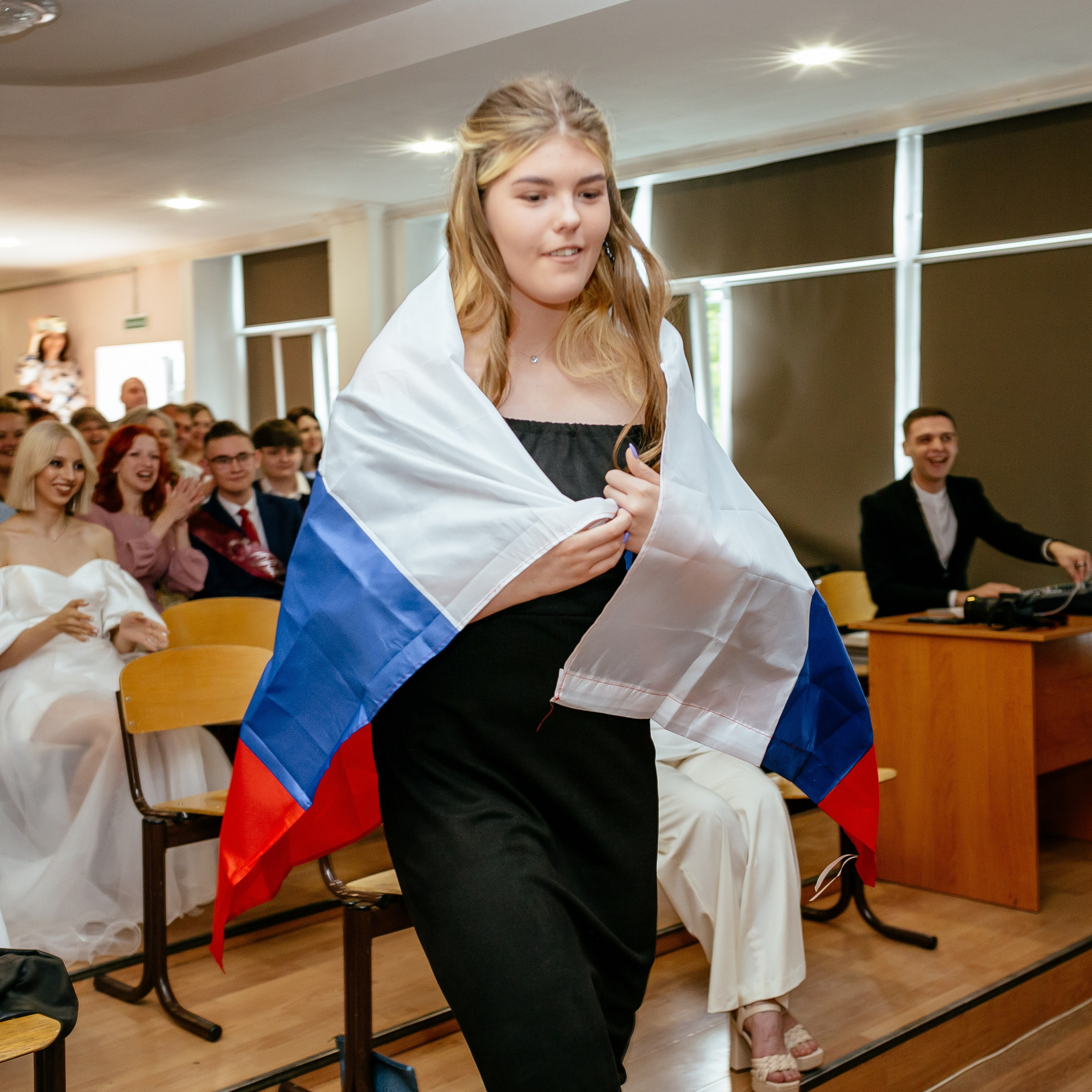 Вручение аттестатов