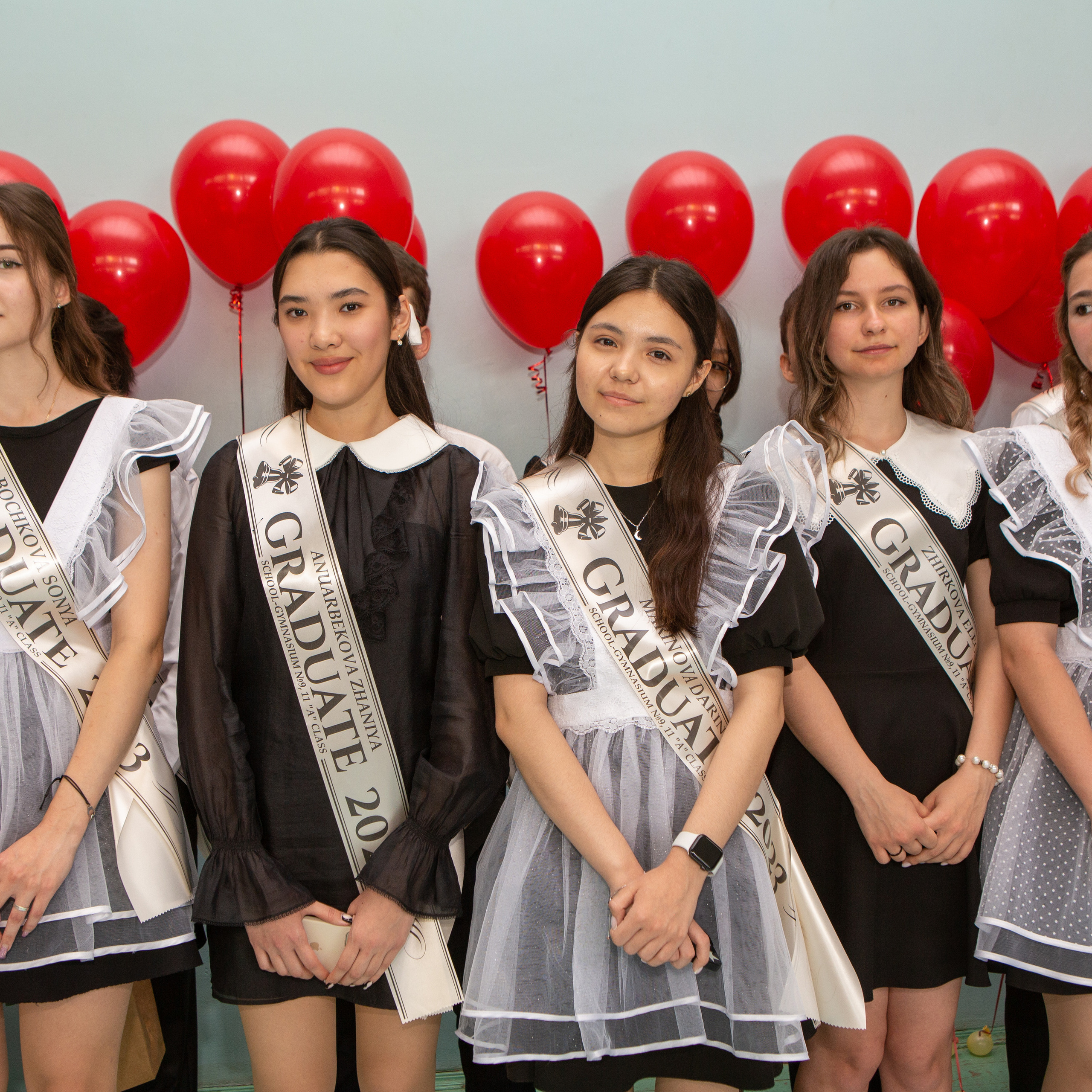 Xplace отзывы. XPLACEMEDIA — Виньетки в Актобе. Выпускные альбомы в Актобе