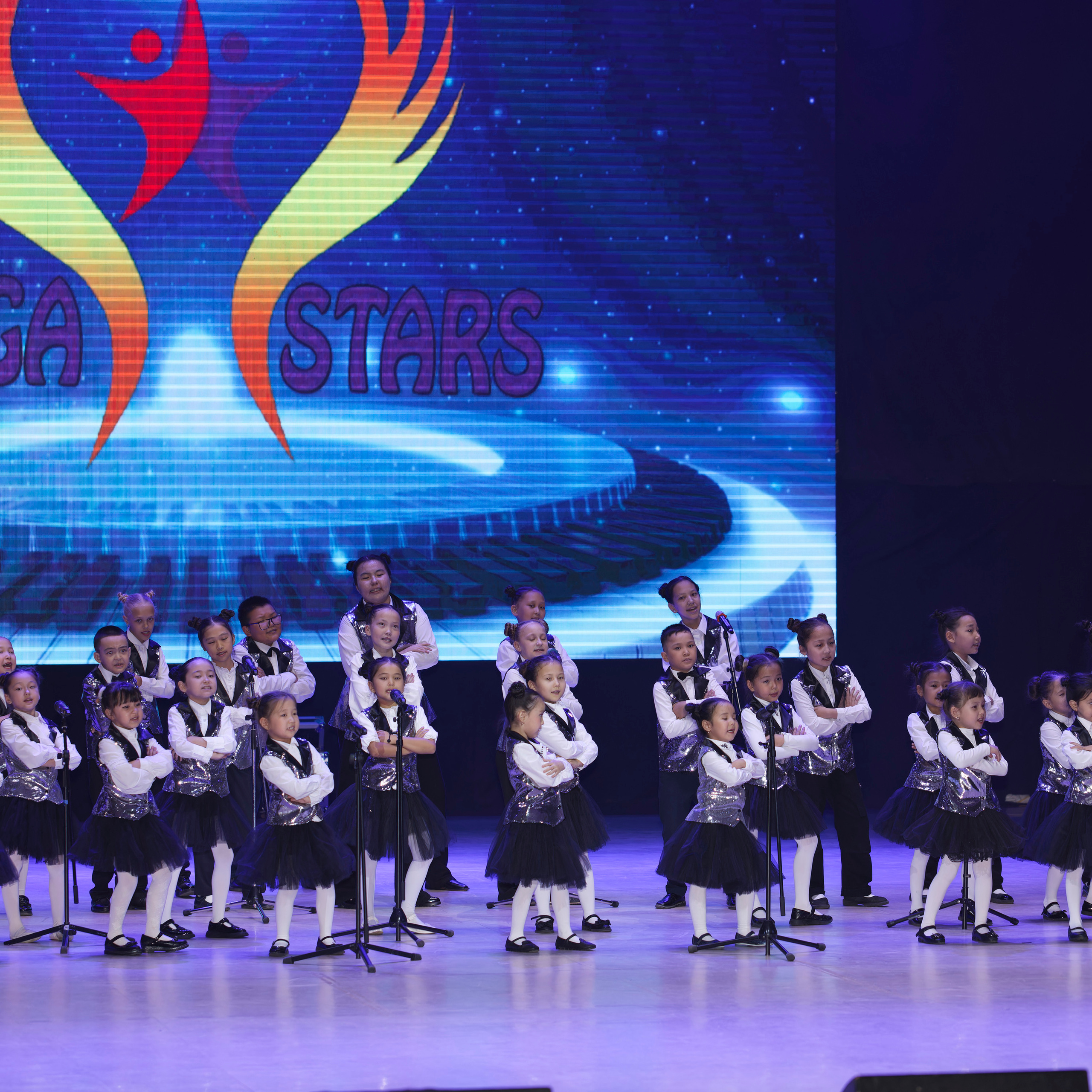 Xplace отзывы. XPLACEMEDIA — Виньетки в Актобе. Выпускные альбомы в Актобе