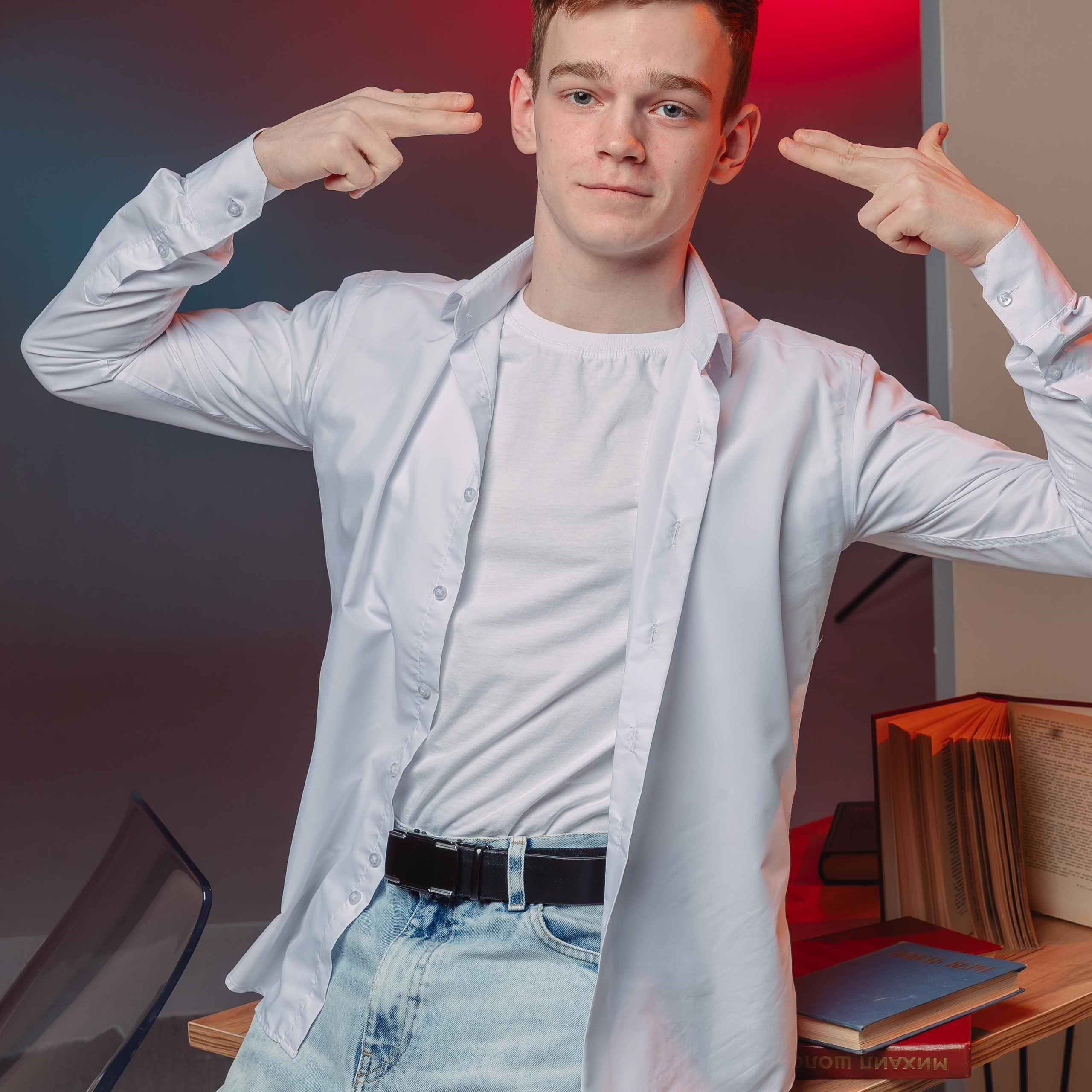 Позирование портреты. Выпускные альбомы для детского сада и школы