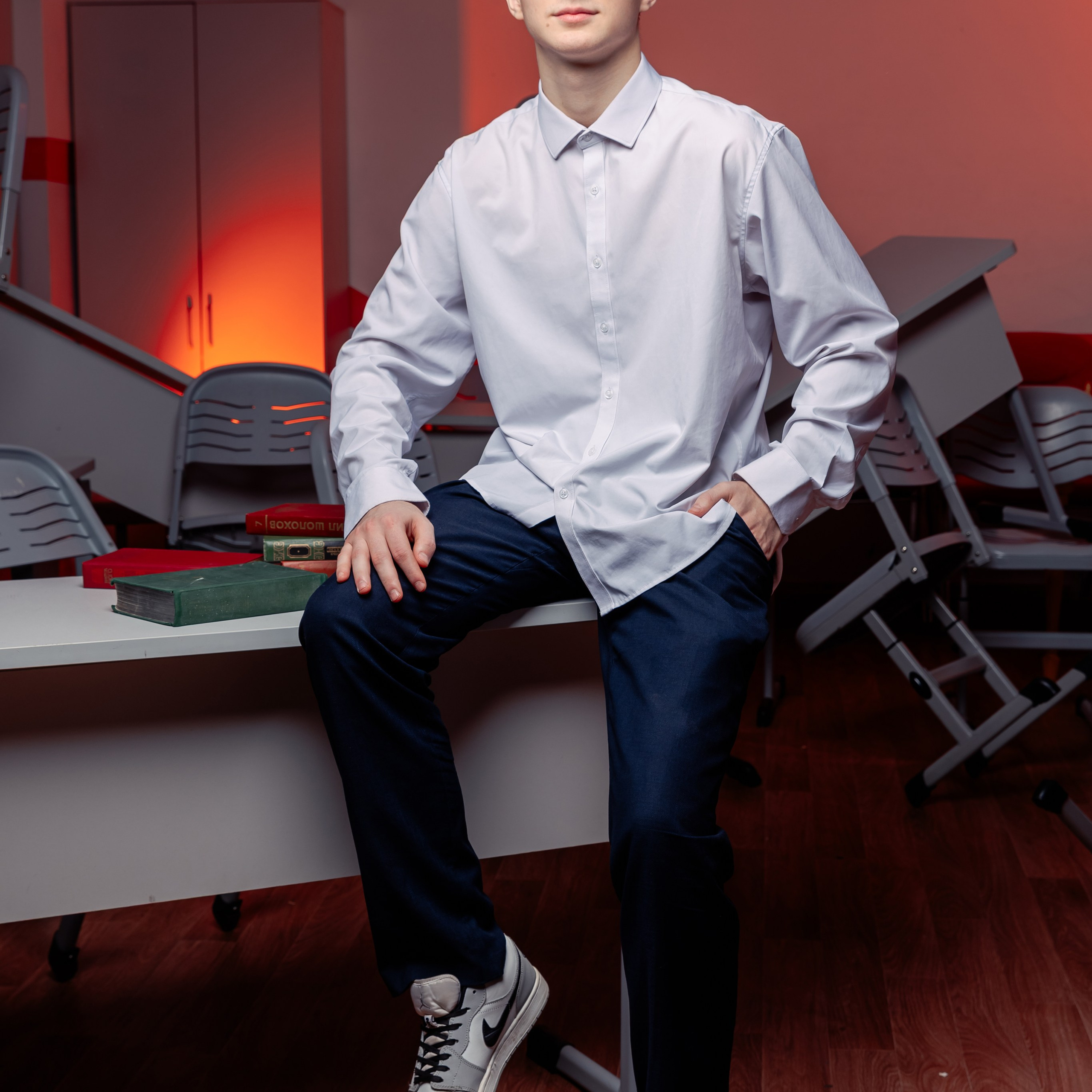 Позирование портреты. Выпускные альбомы для детского сада и школы