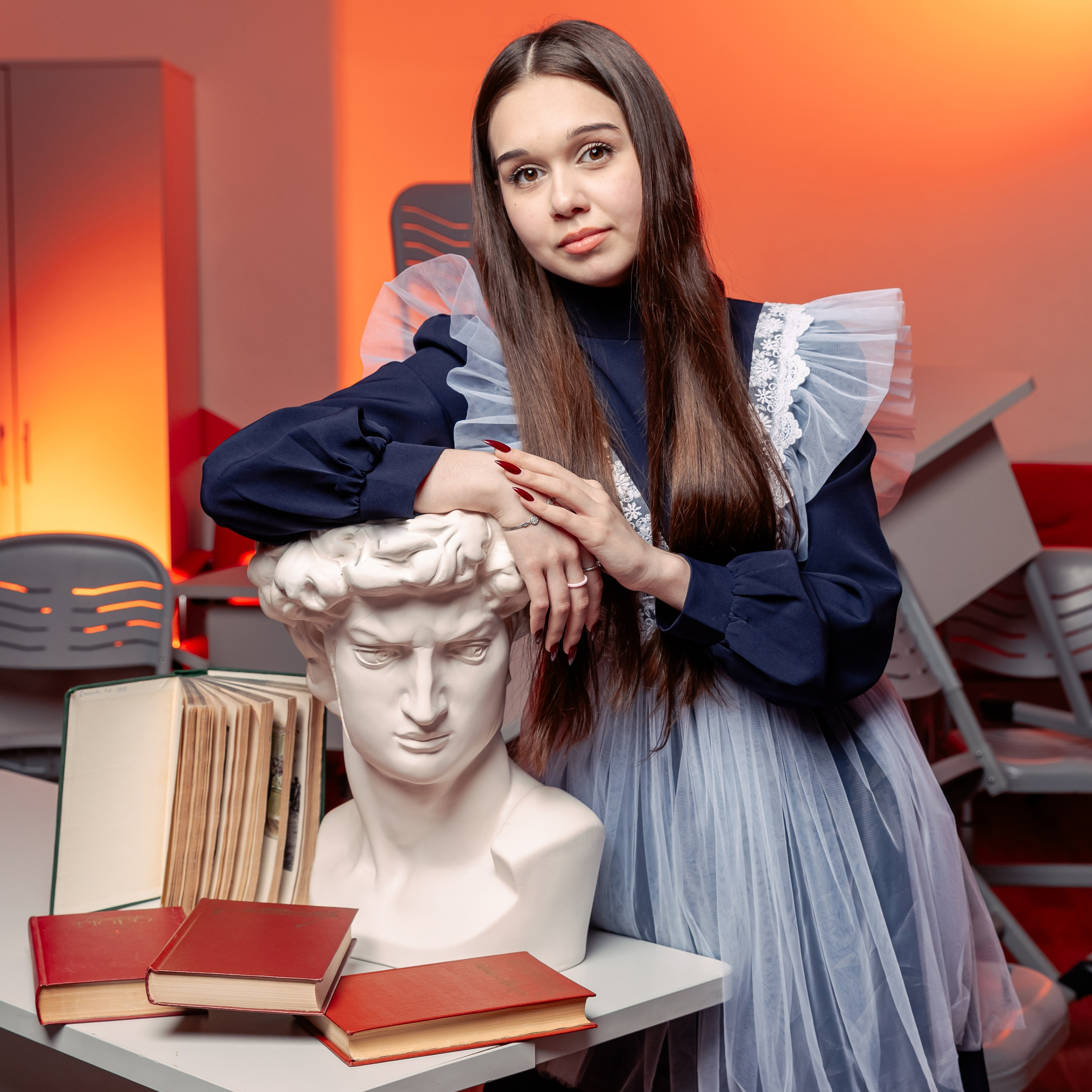 Позирование портреты. Выпускные альбомы для детского сада и школы