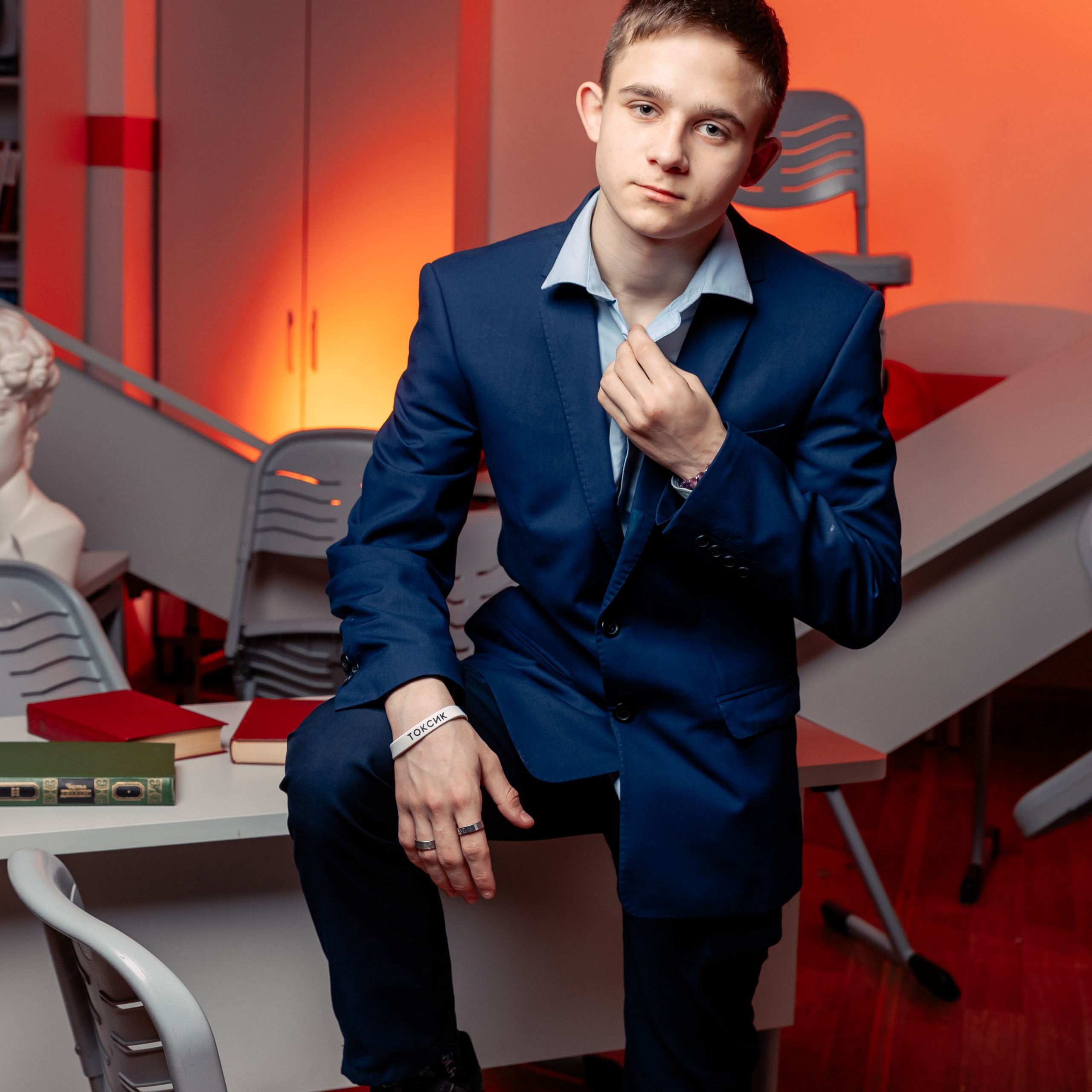 Позирование портреты. Выпускные альбомы для детского сада и школы