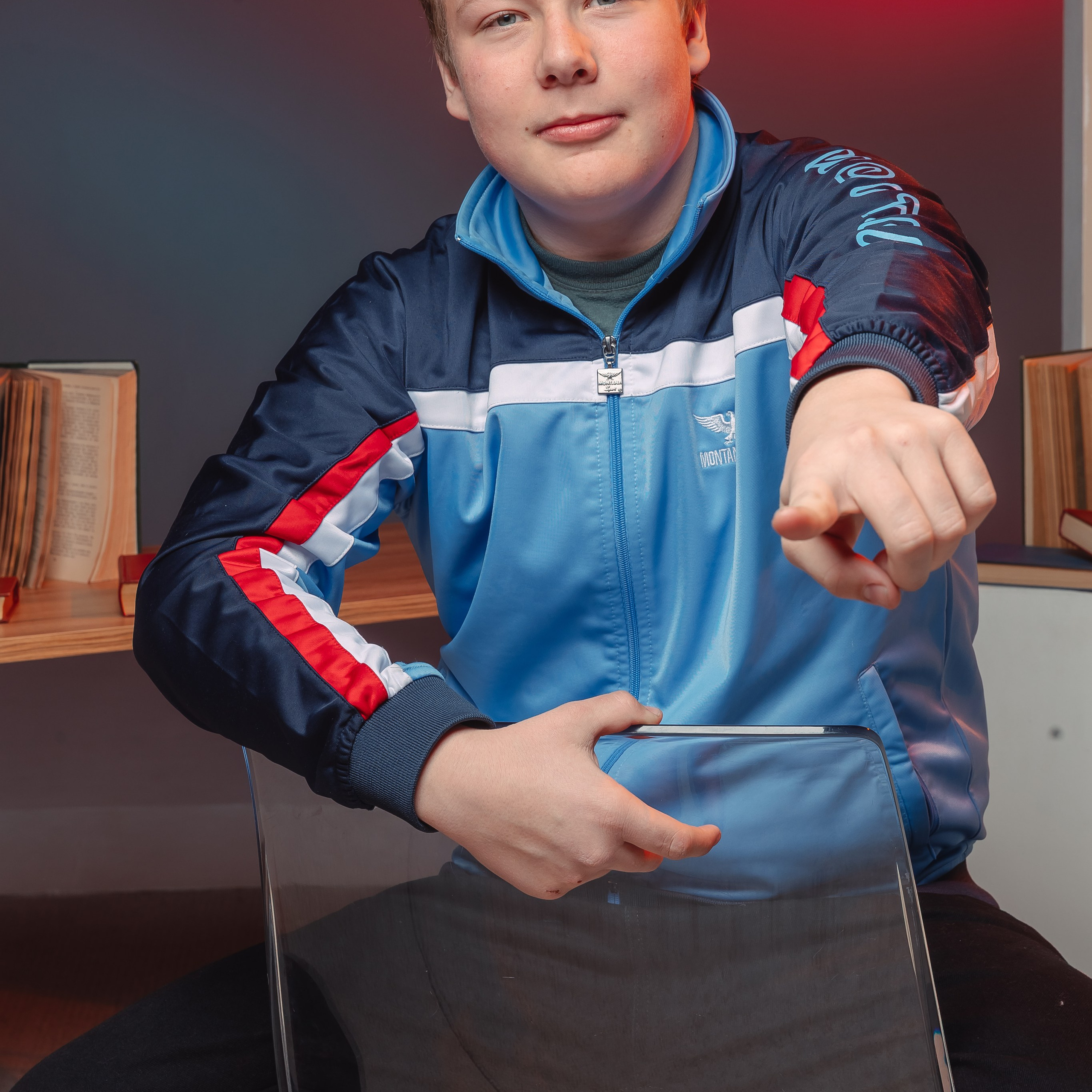 Позирование портреты. Выпускные альбомы для детского сада и школы