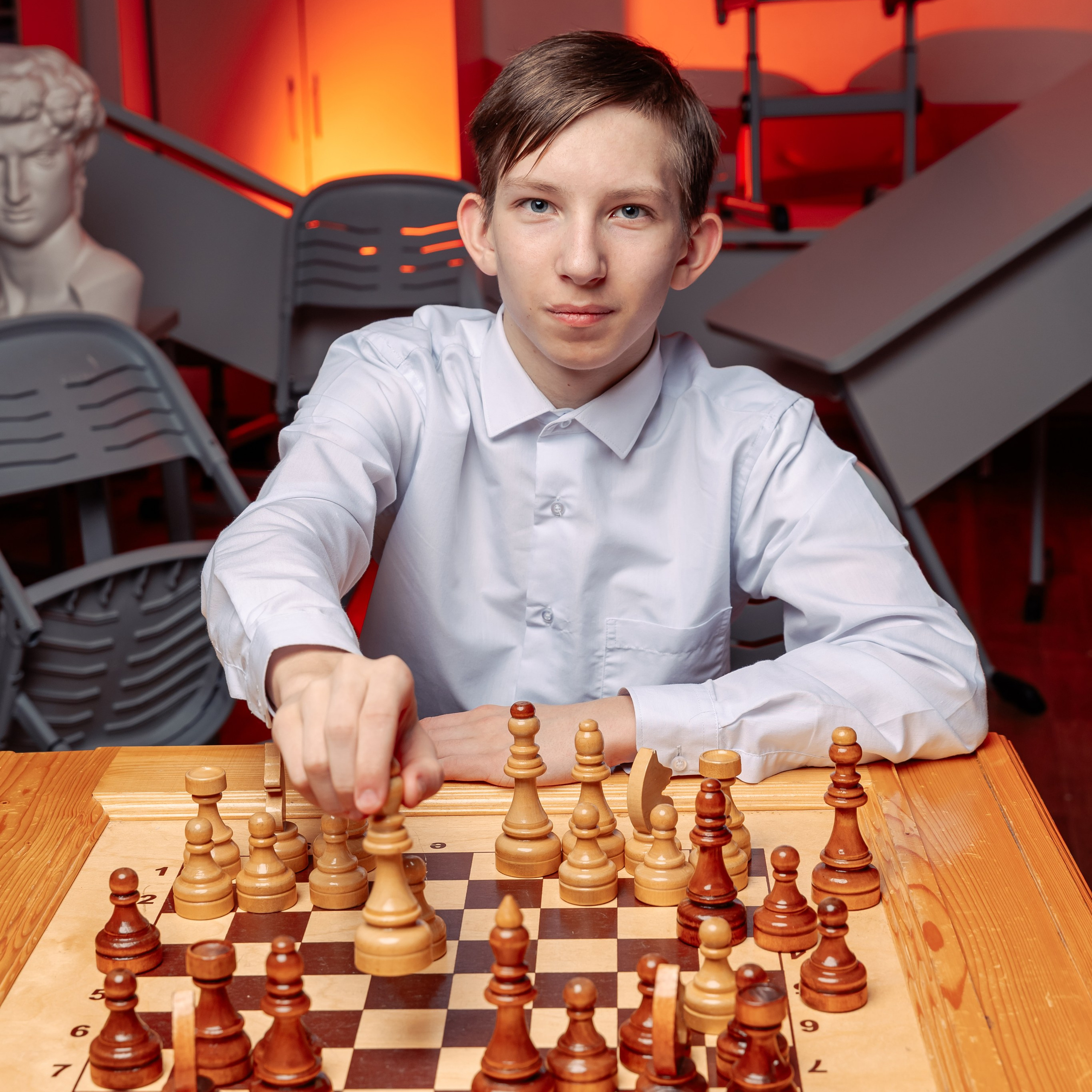 Позирование портреты. Выпускные альбомы для детского сада и школы