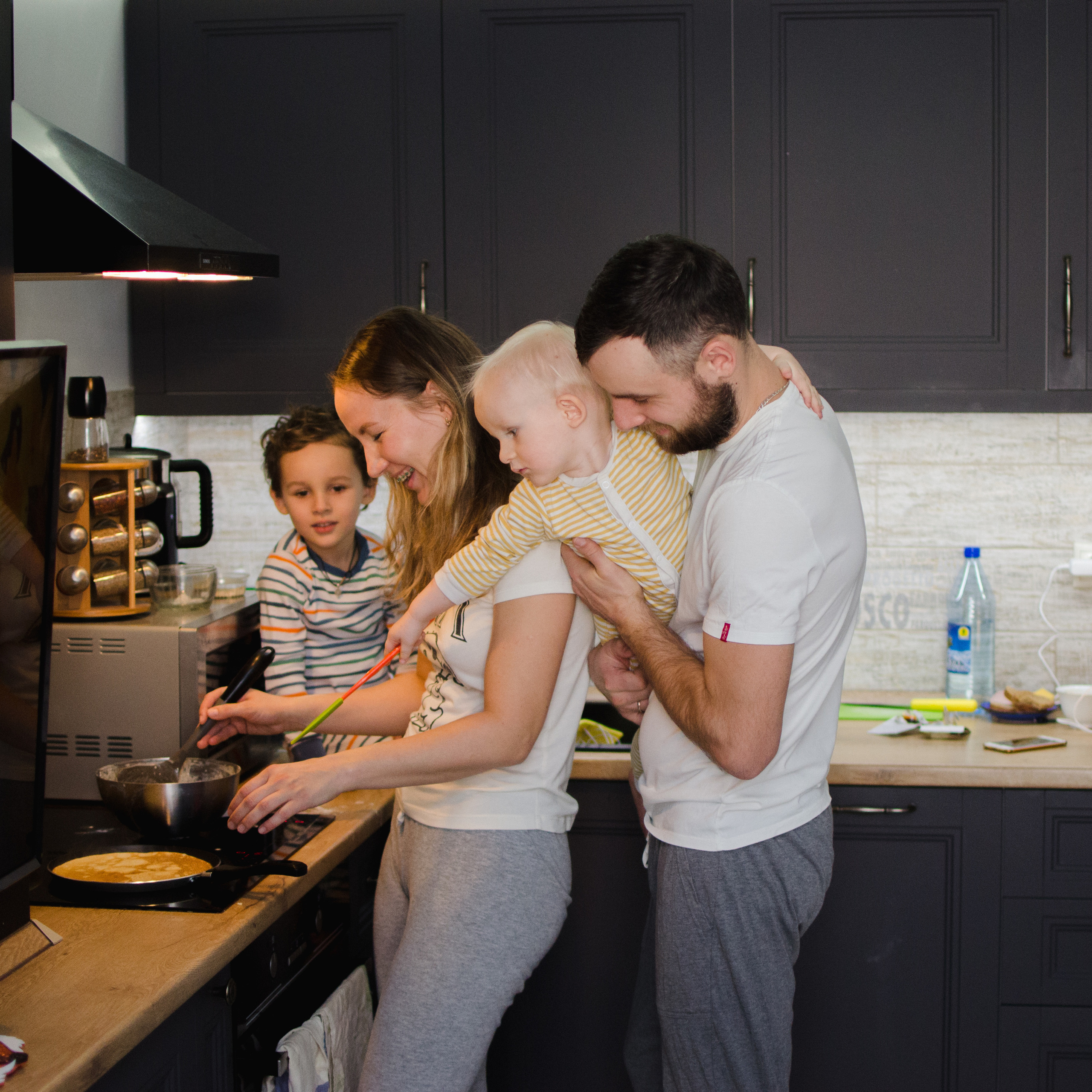 В гостях у Алёны и Никиты. Семейный фотограф в Омске Смирнова Светлана