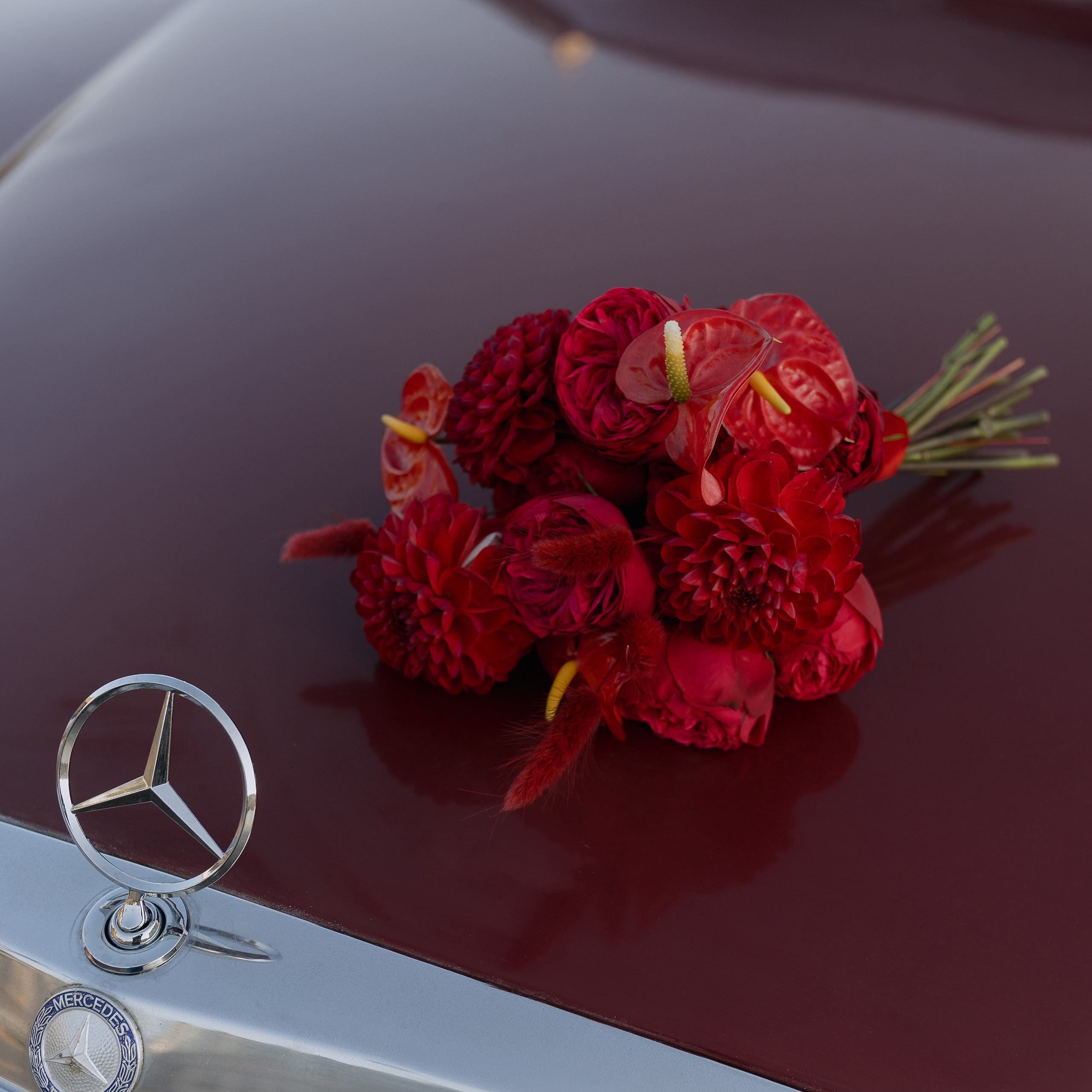 Ретро в алом