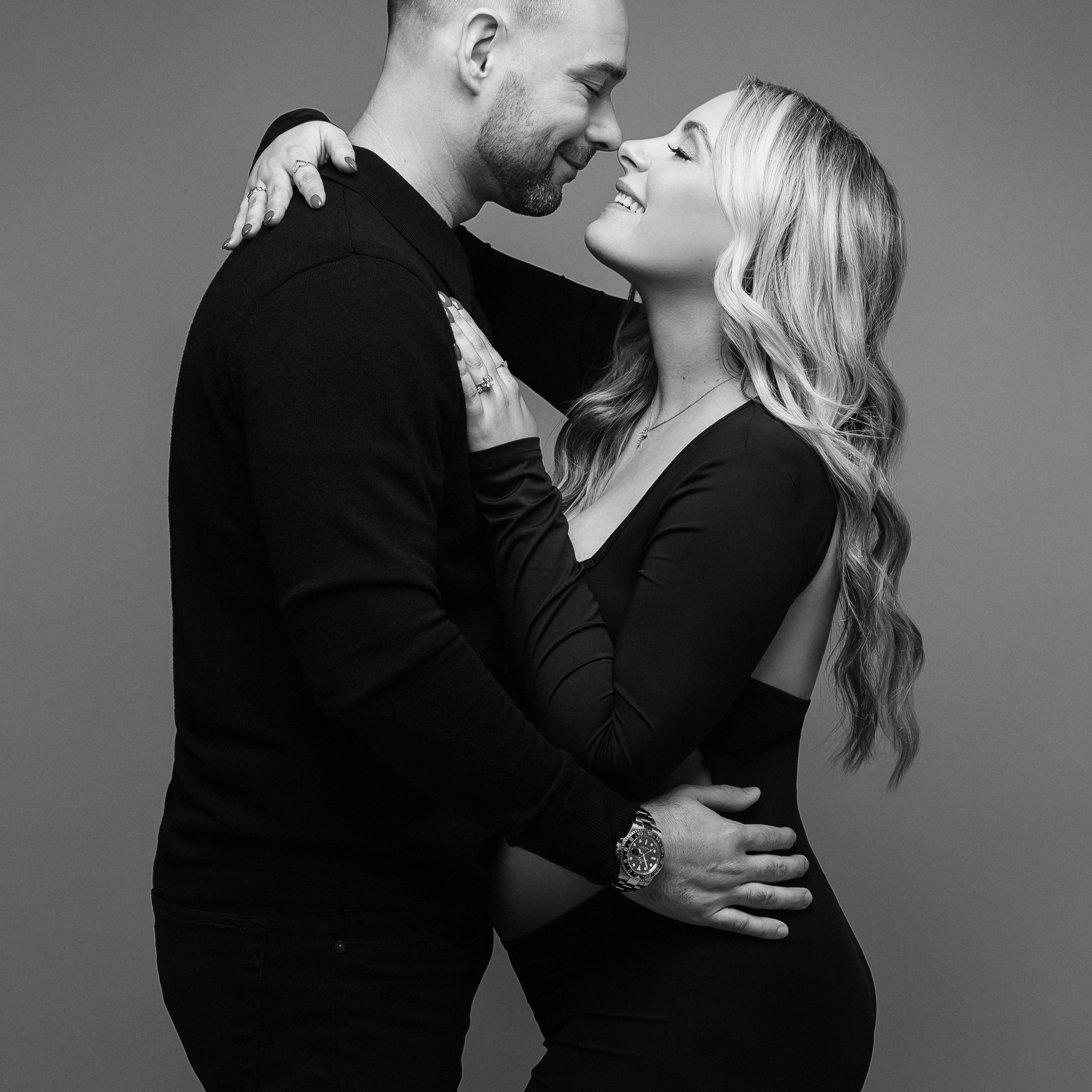 Reviews. LOS ANGELES MATERNITY & FAMILY PHOGRAPHER