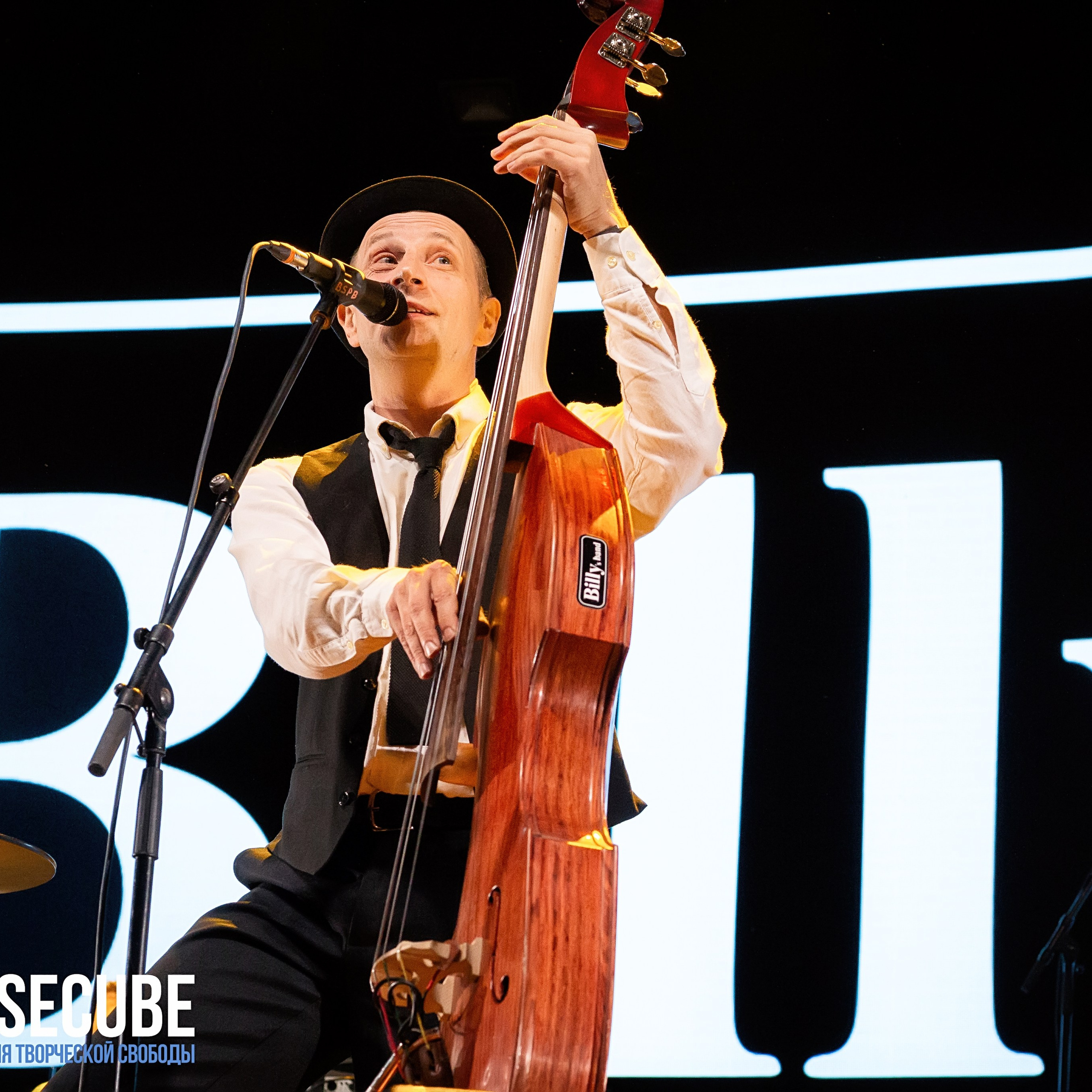 Фоторепортаж с концерта: BILLY'S BAND, клуб «Aurora» СПб, 08.03.2024