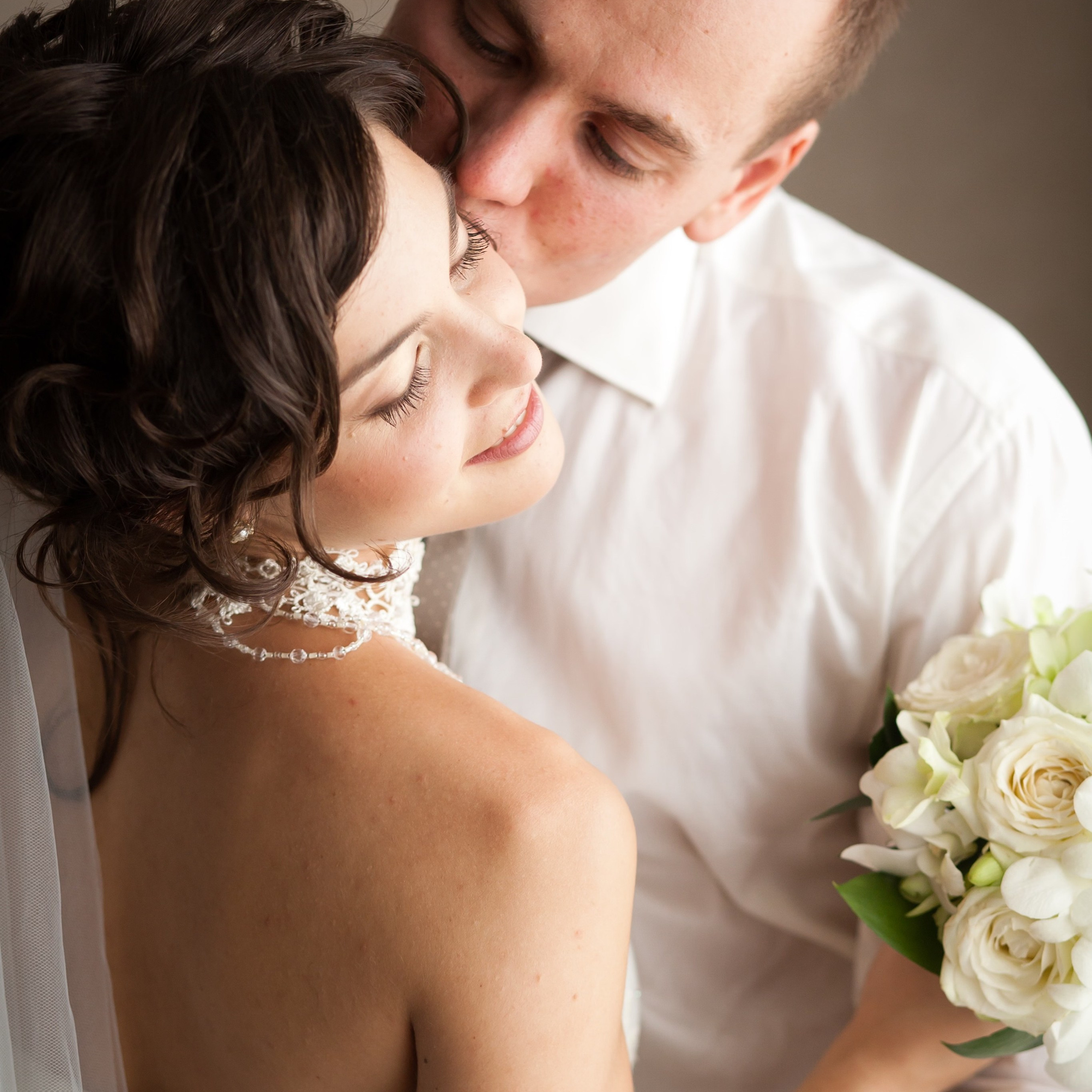 Свадебные фотографии от сборов невесты до первого танца