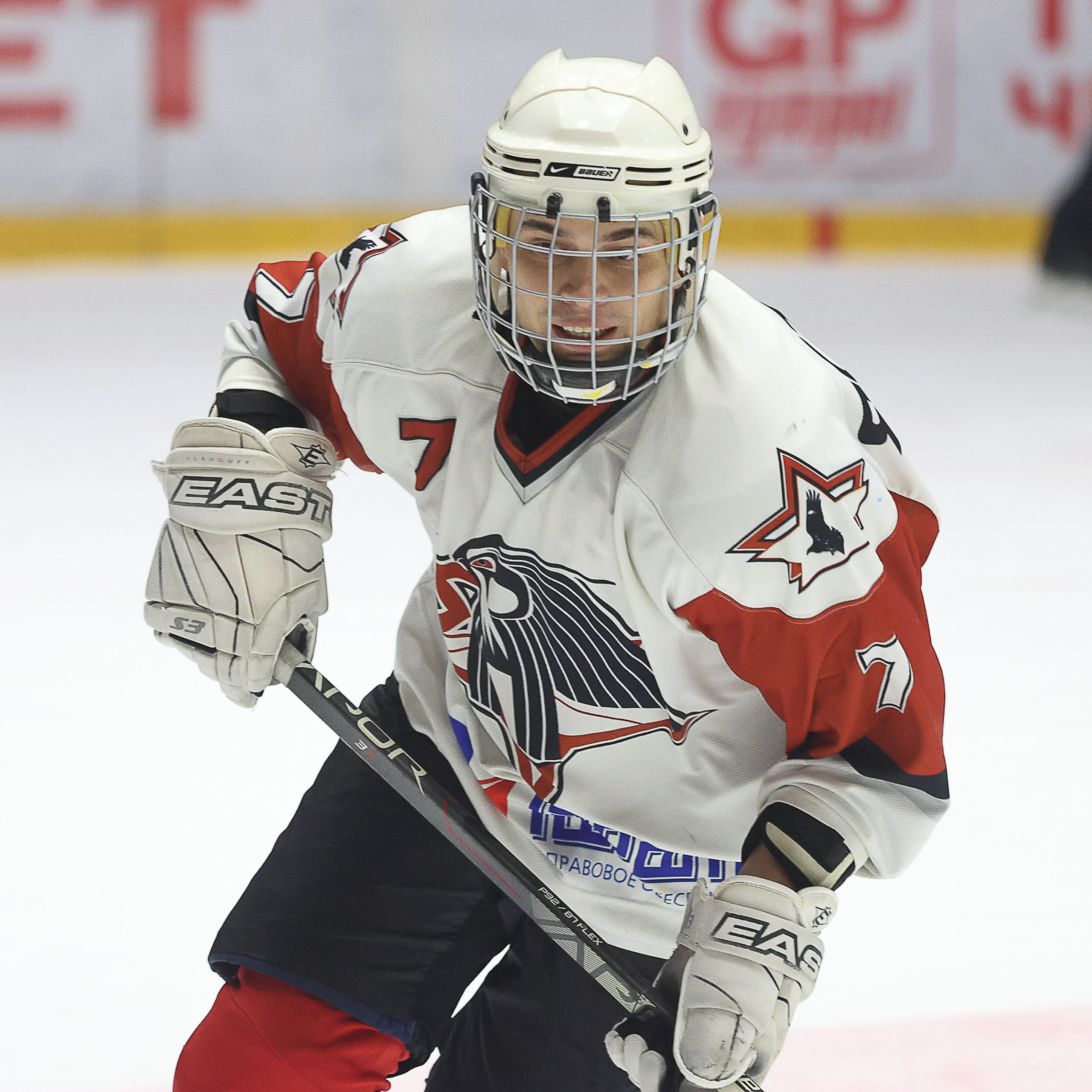 НПХЛ. Лига, где играют сердцем!