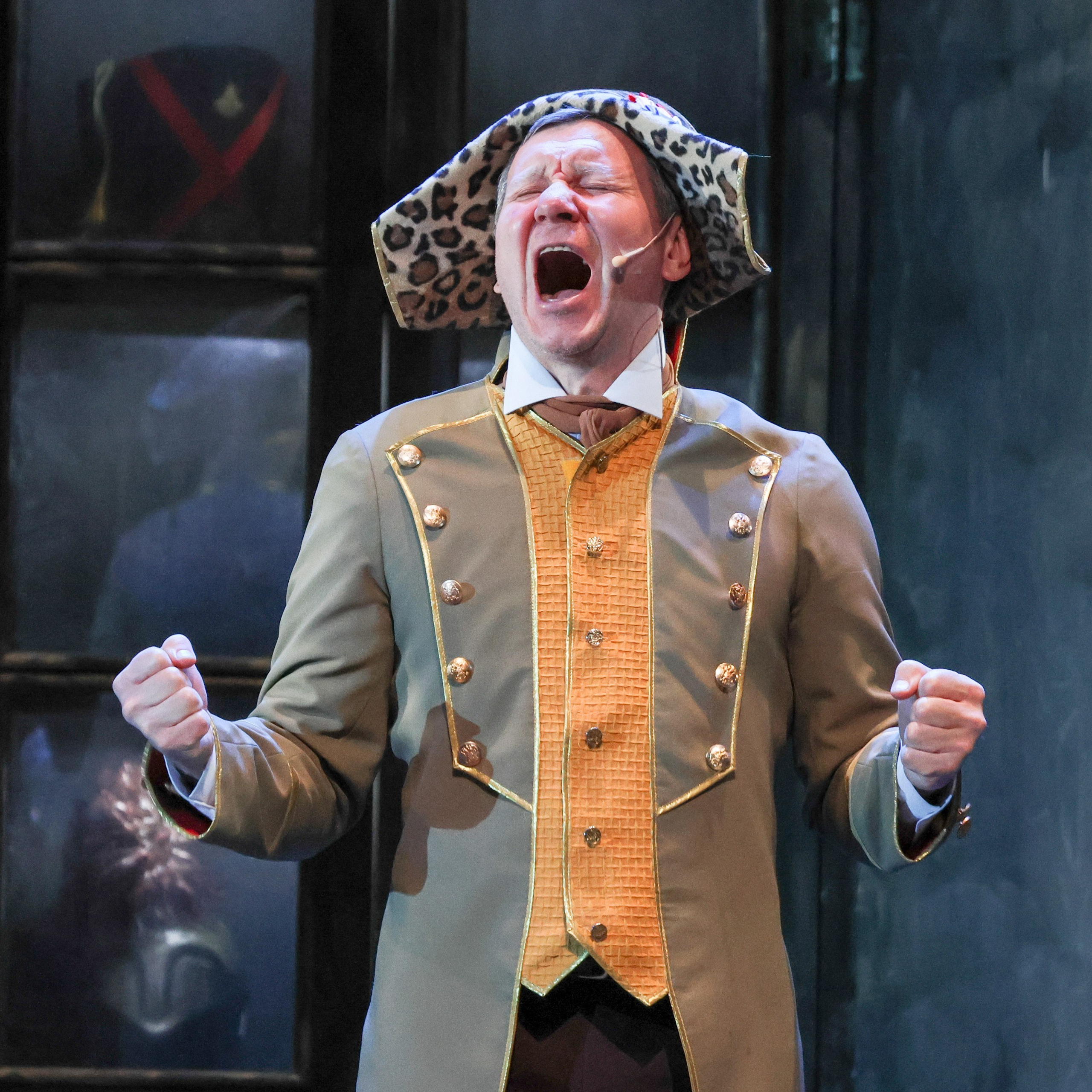 ТЮЗ «Черная курица, или Дети подземелья»