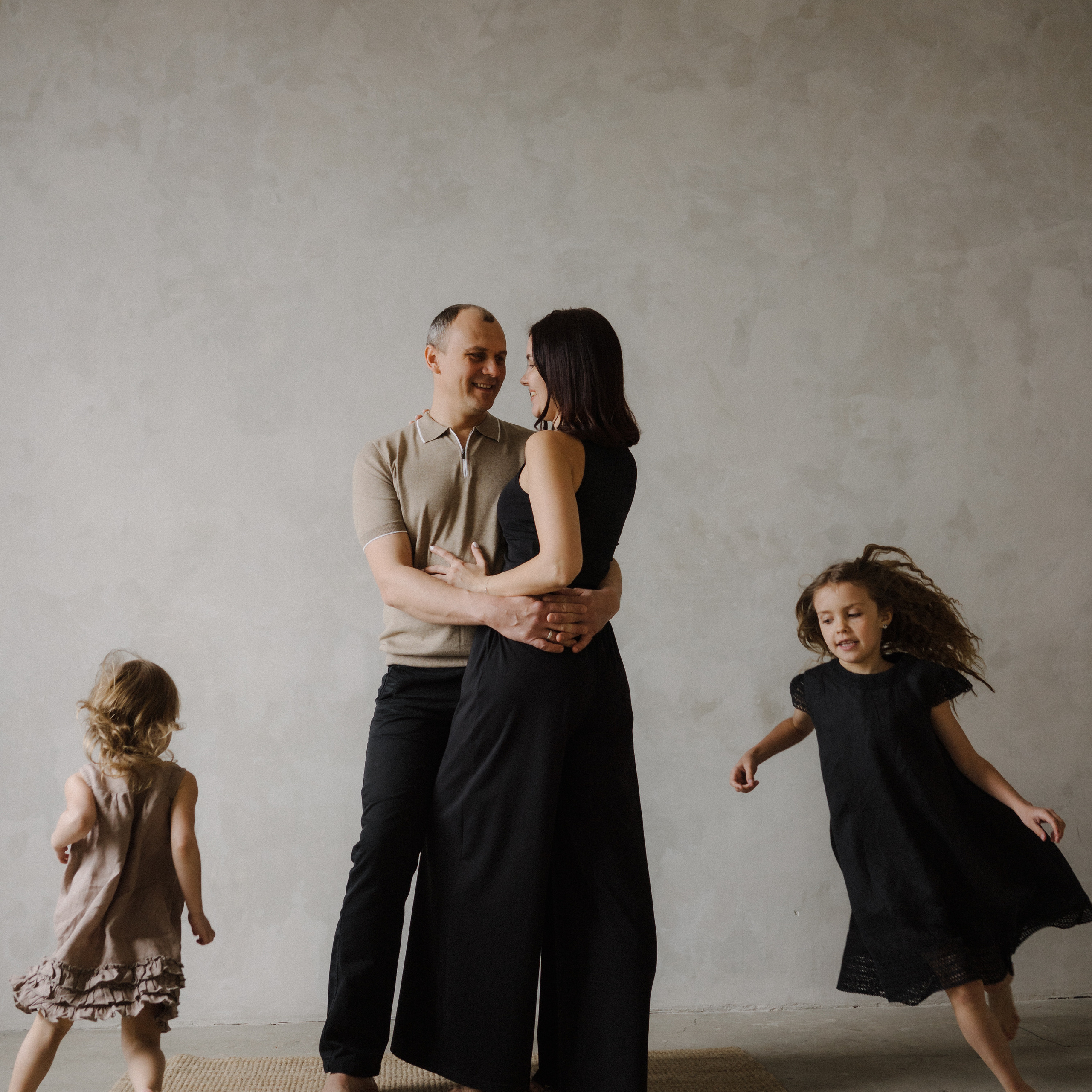 Аня Андрей Алиса Кира