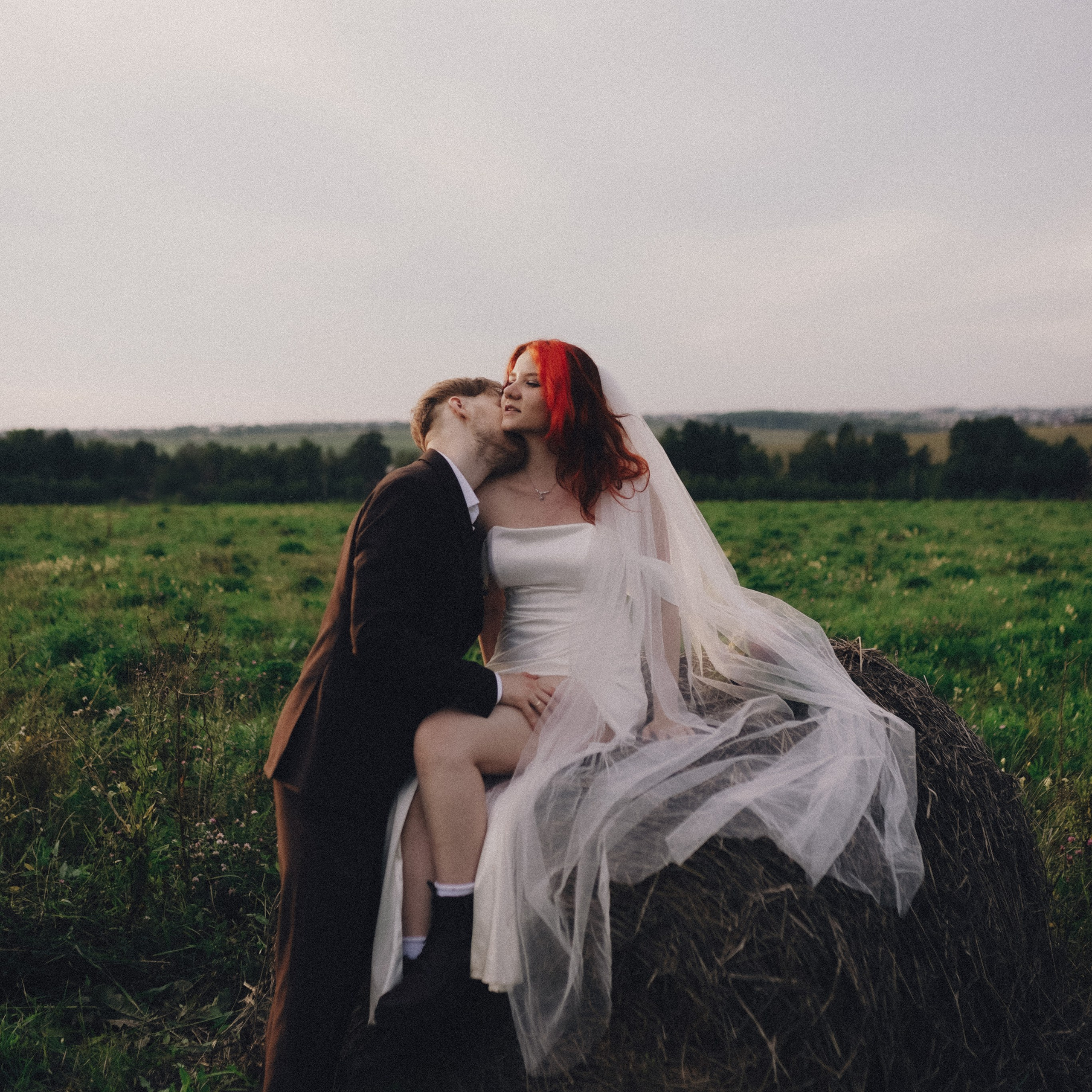 Артем и&nbsp;Аня в&nbsp;поле