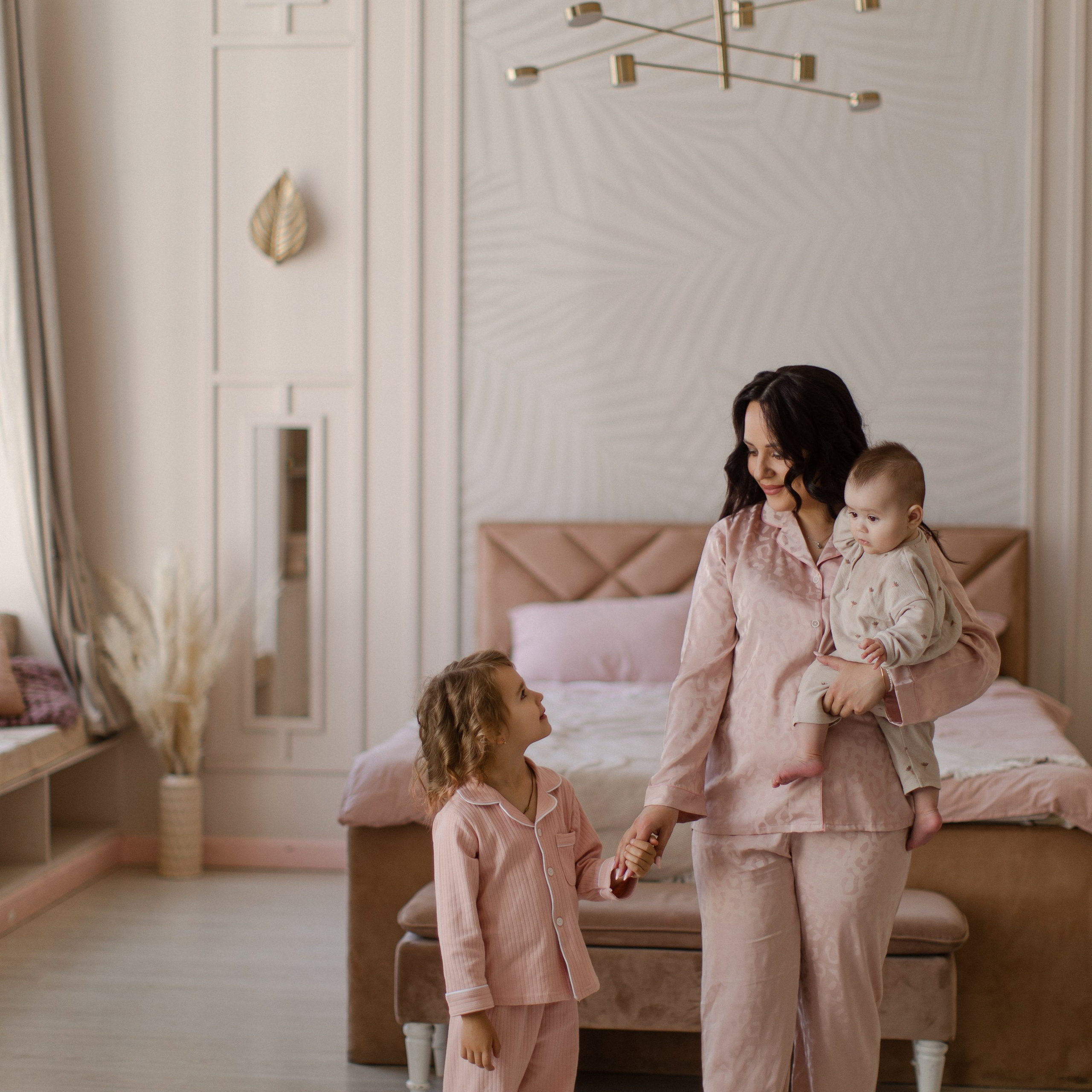 Света с&nbsp;дочками