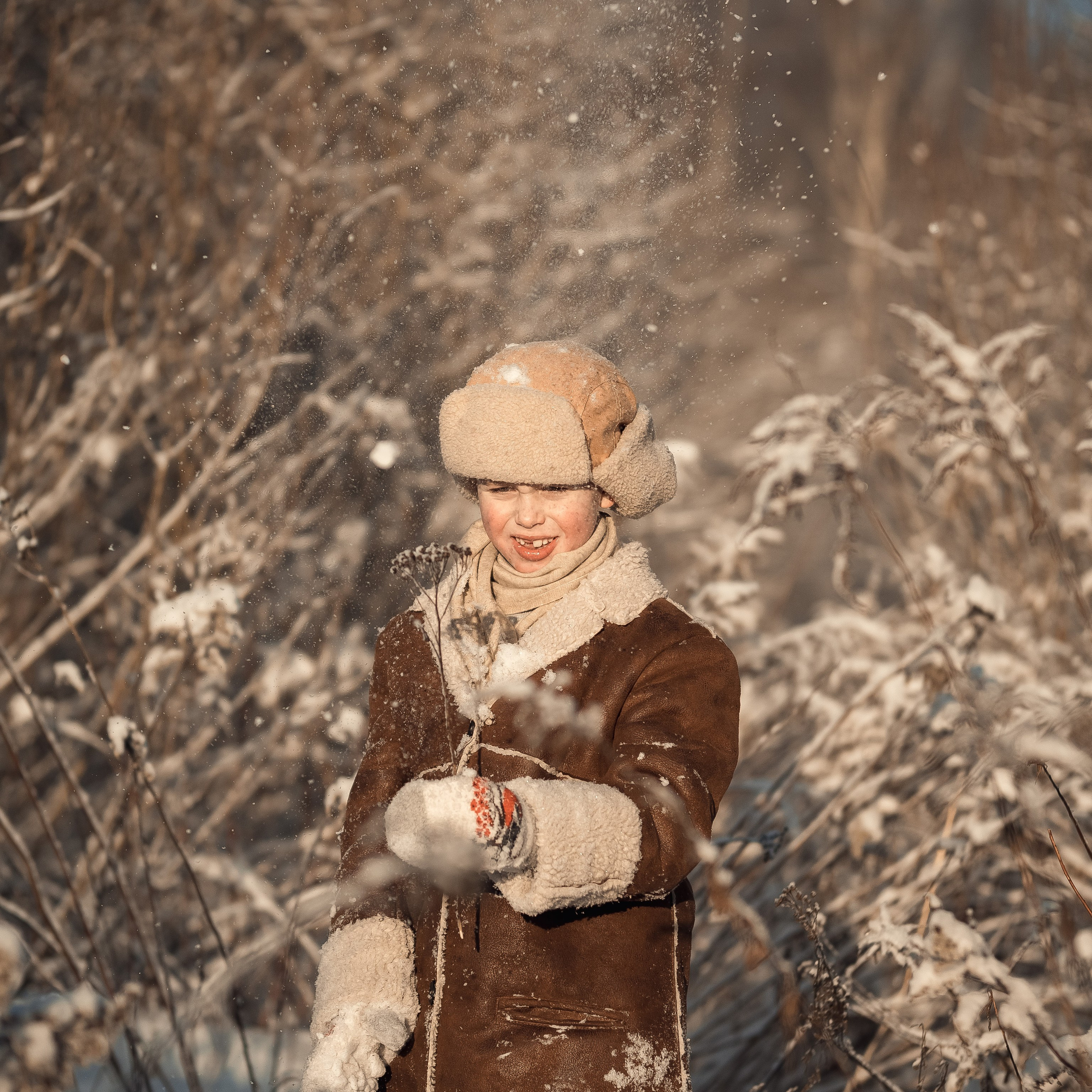 Детская фотосессия в костюмах. Фотограф Надежда Сухомлина