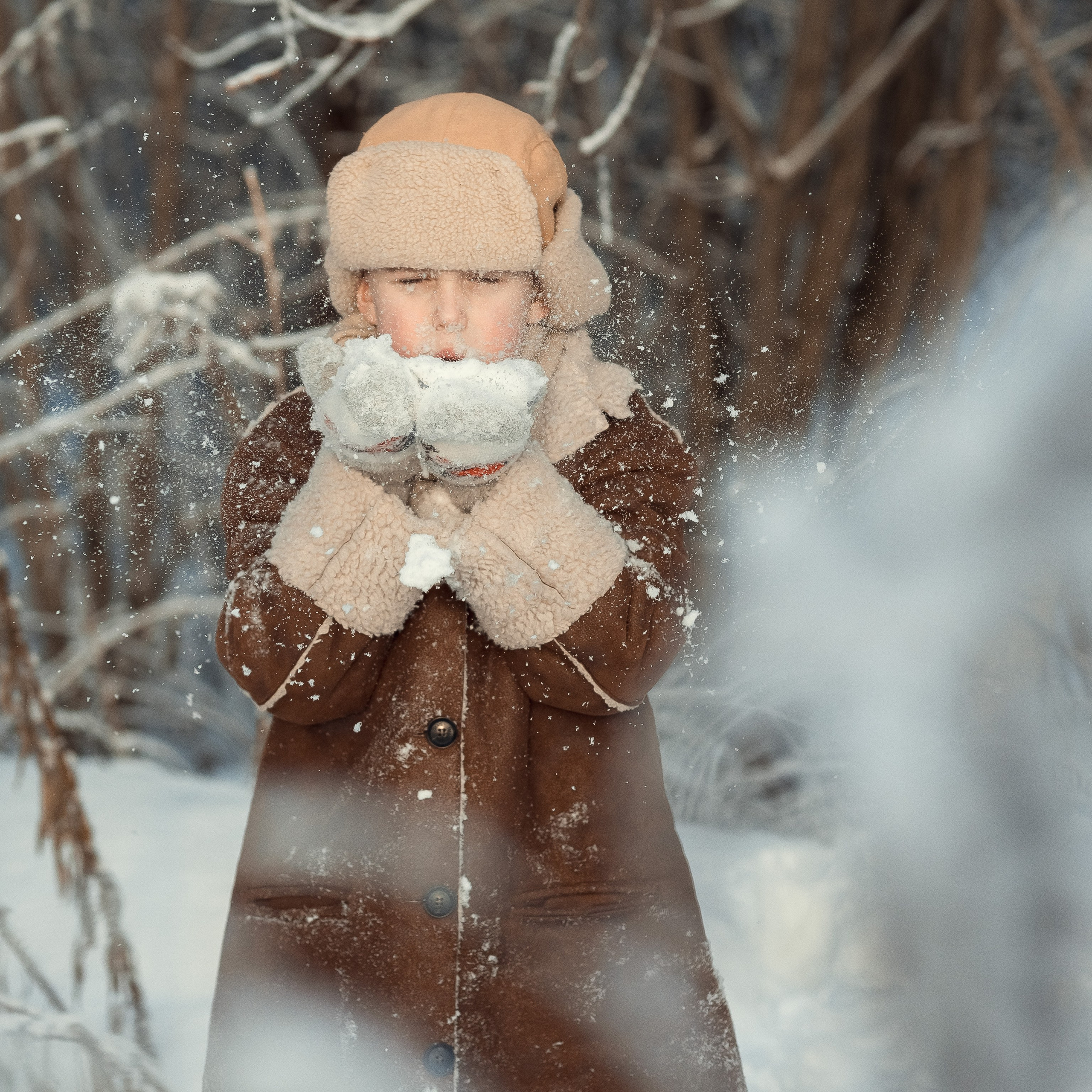 Детская фотосессия в костюмах. Фотограф Надежда Сухомлина