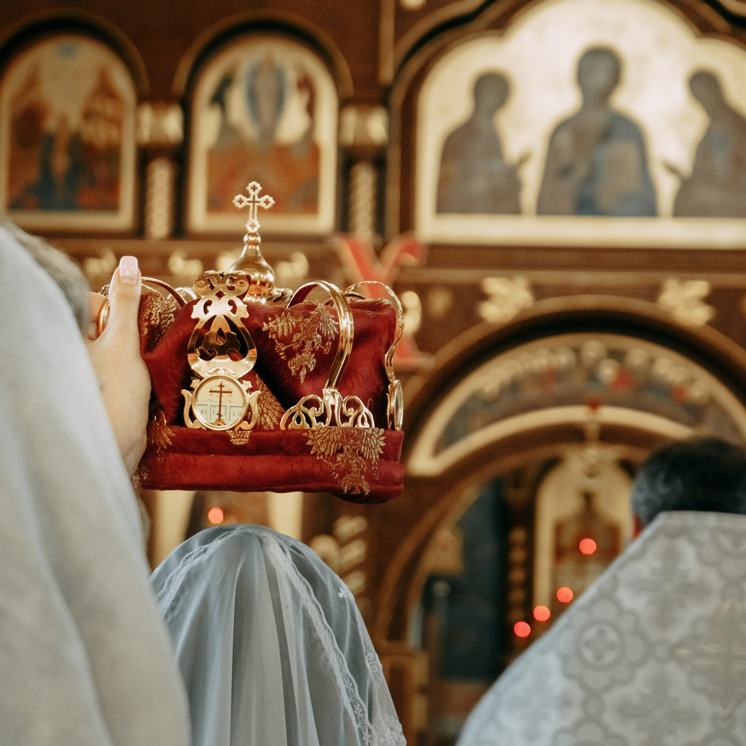 Церковные Таинства. Фотограф Надежда Сухомлина