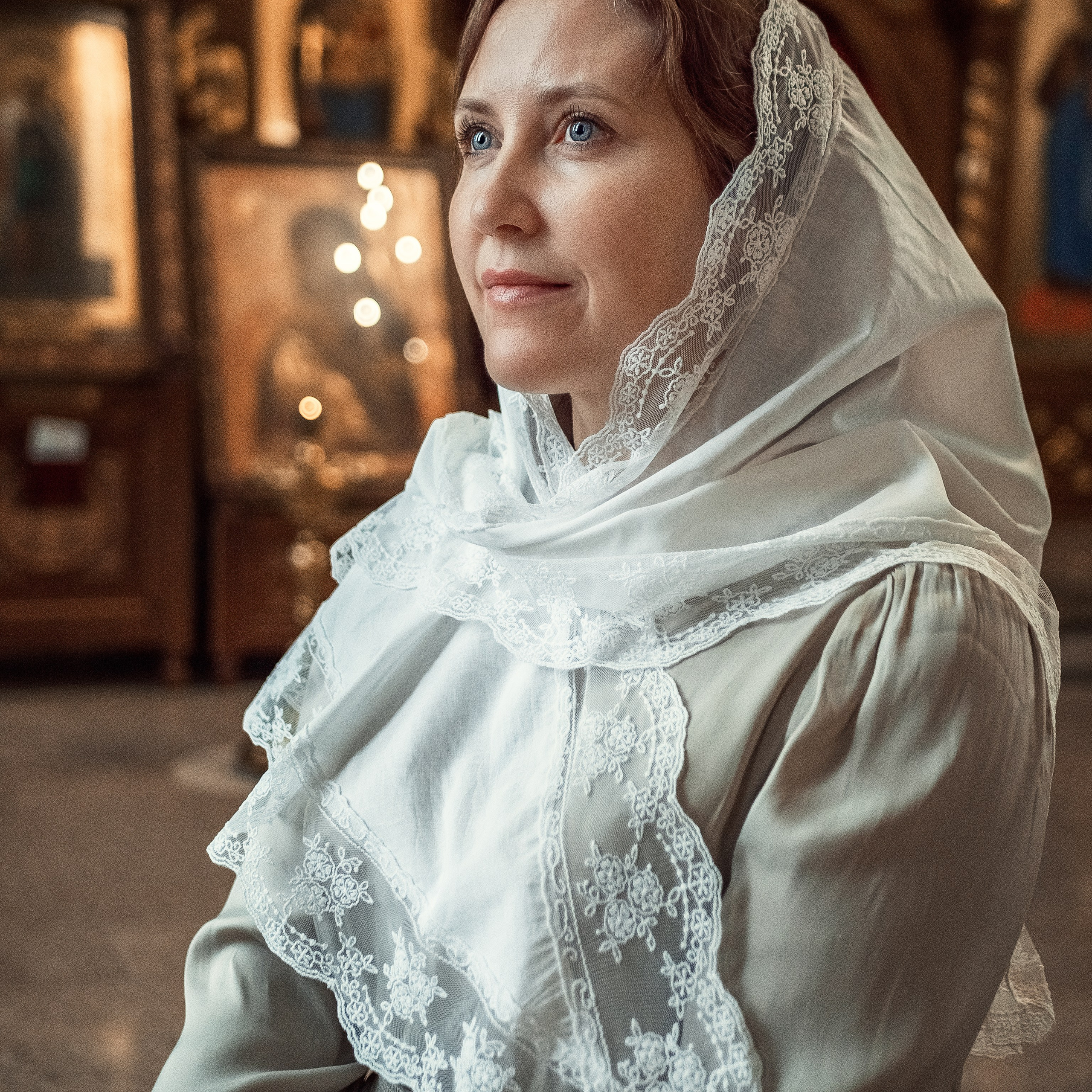 Косынка с кружевом "Молочная"