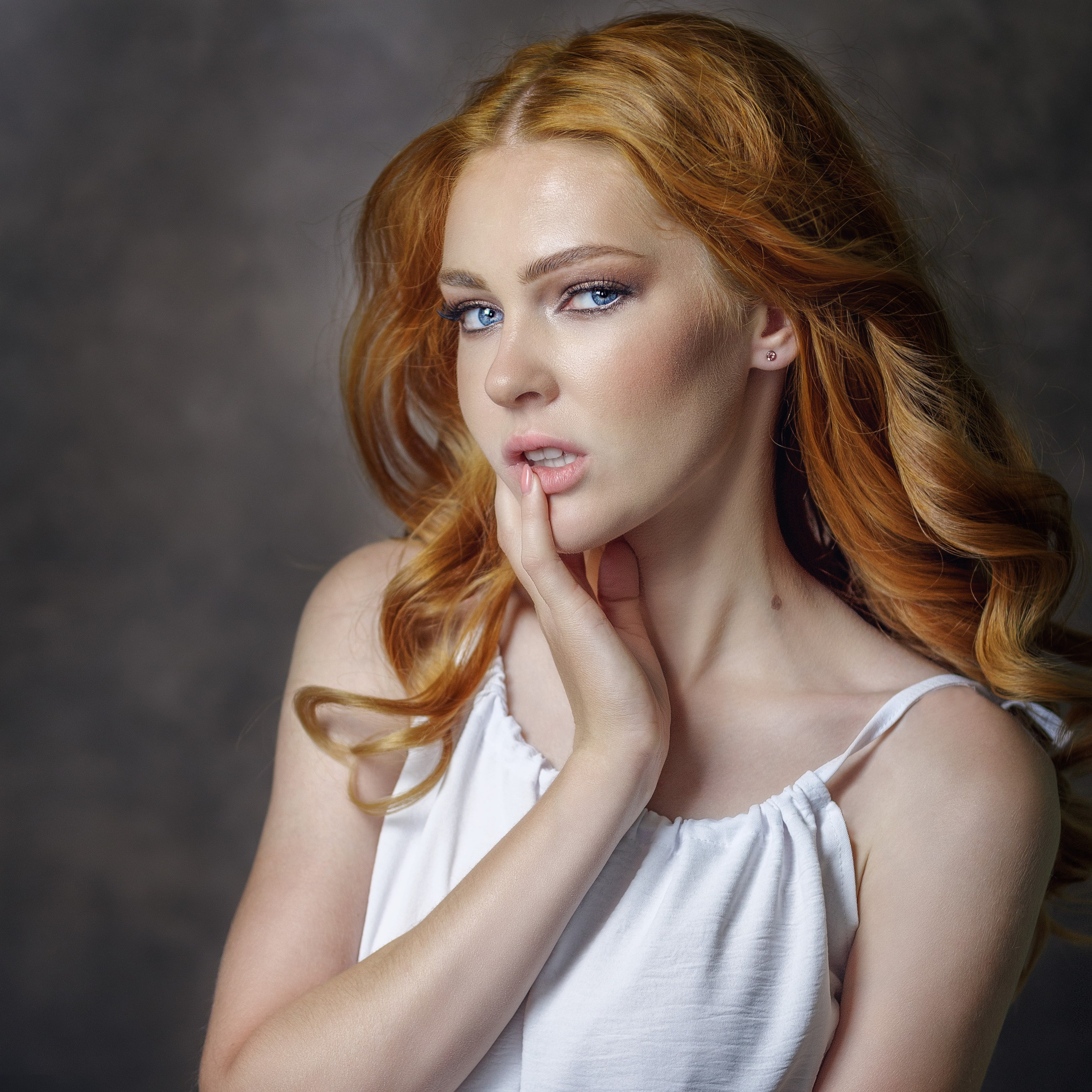 Бьюти ретушь девушки.