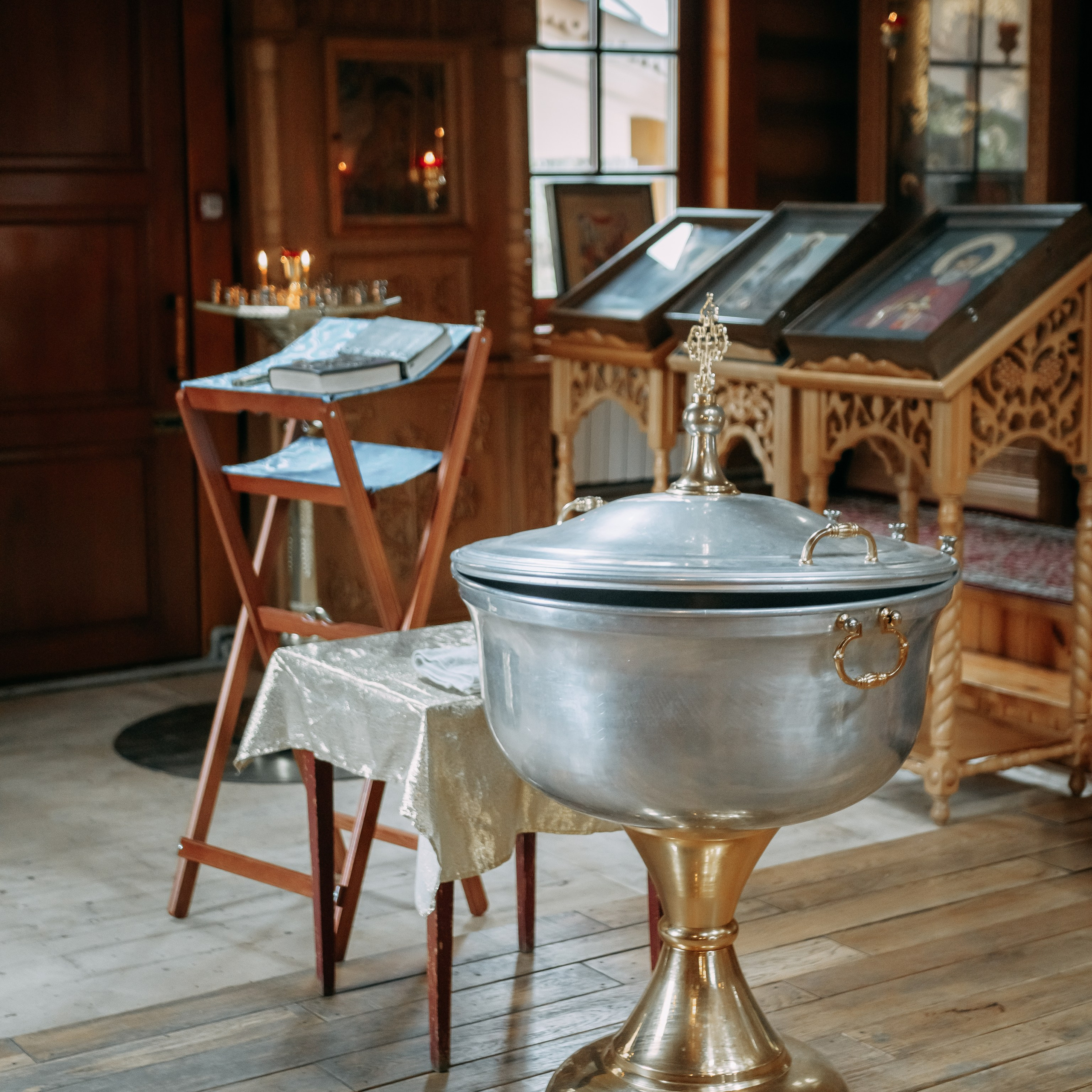 Церковные Таинства. Фотограф Надежда Сухомлина