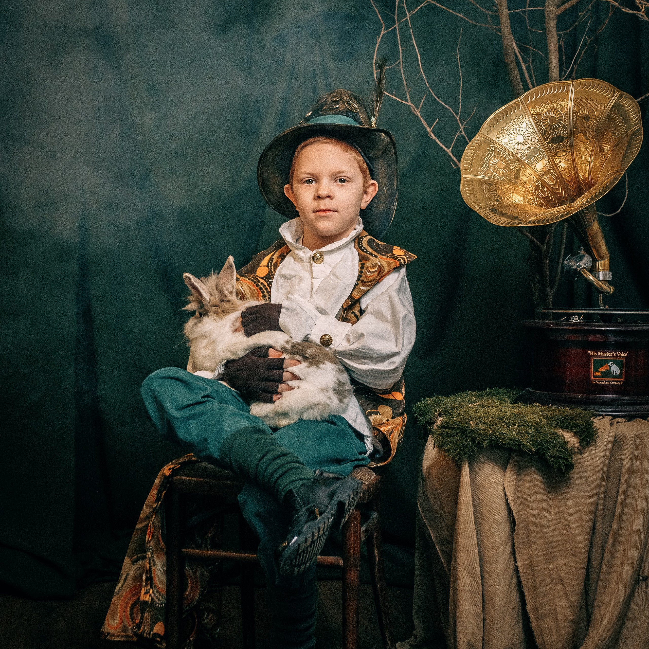 Детская фотосессия в костюмах. Фотограф Надежда Сухомлина