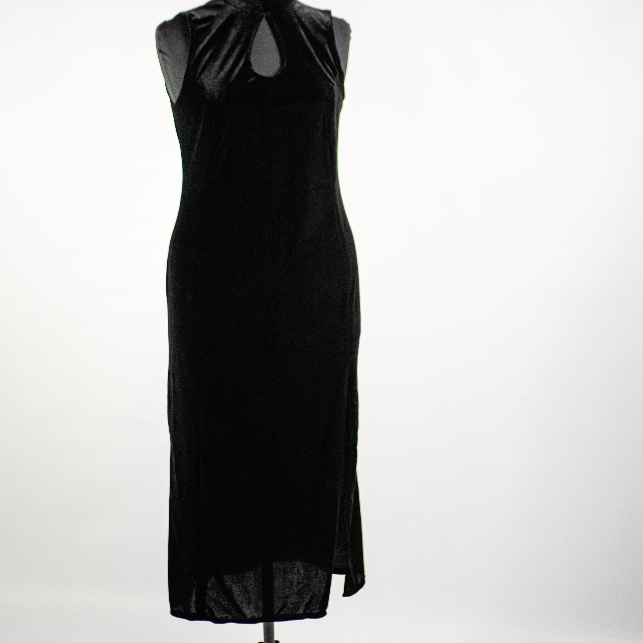 Платье бархатное,размер 50