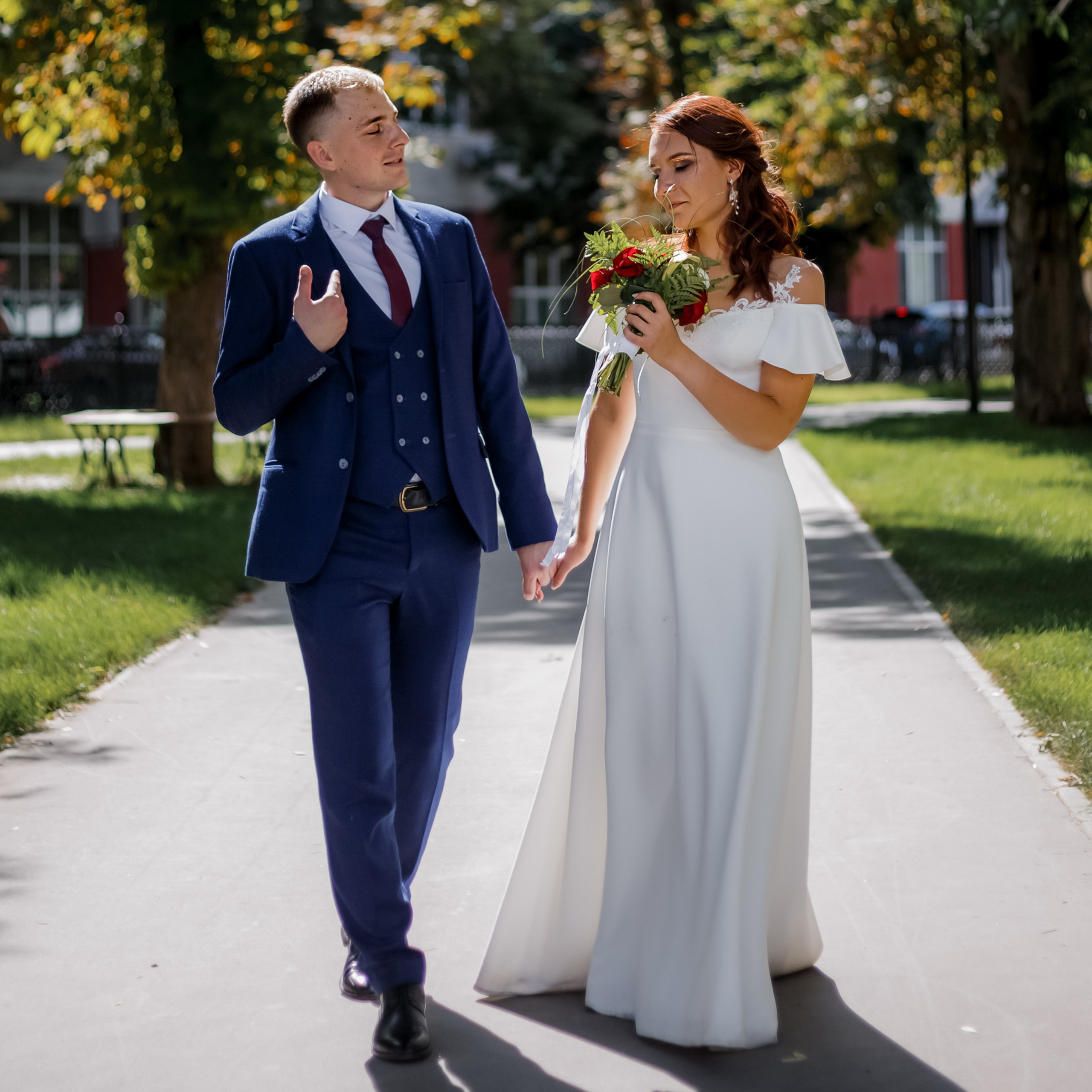 Свадьба на улицах Саратова