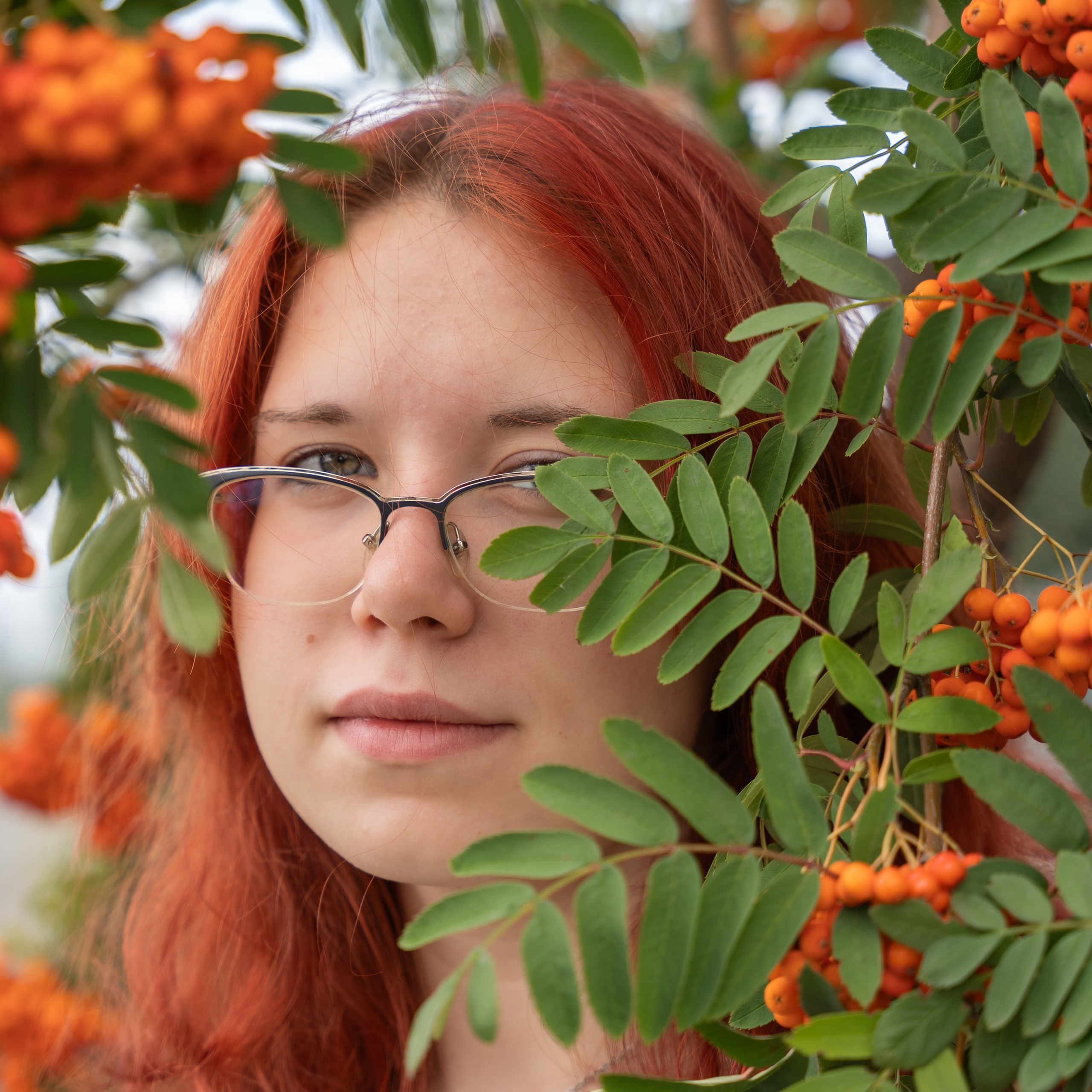 Летнее солнце в рыжих локонах: фотосессия Василисы