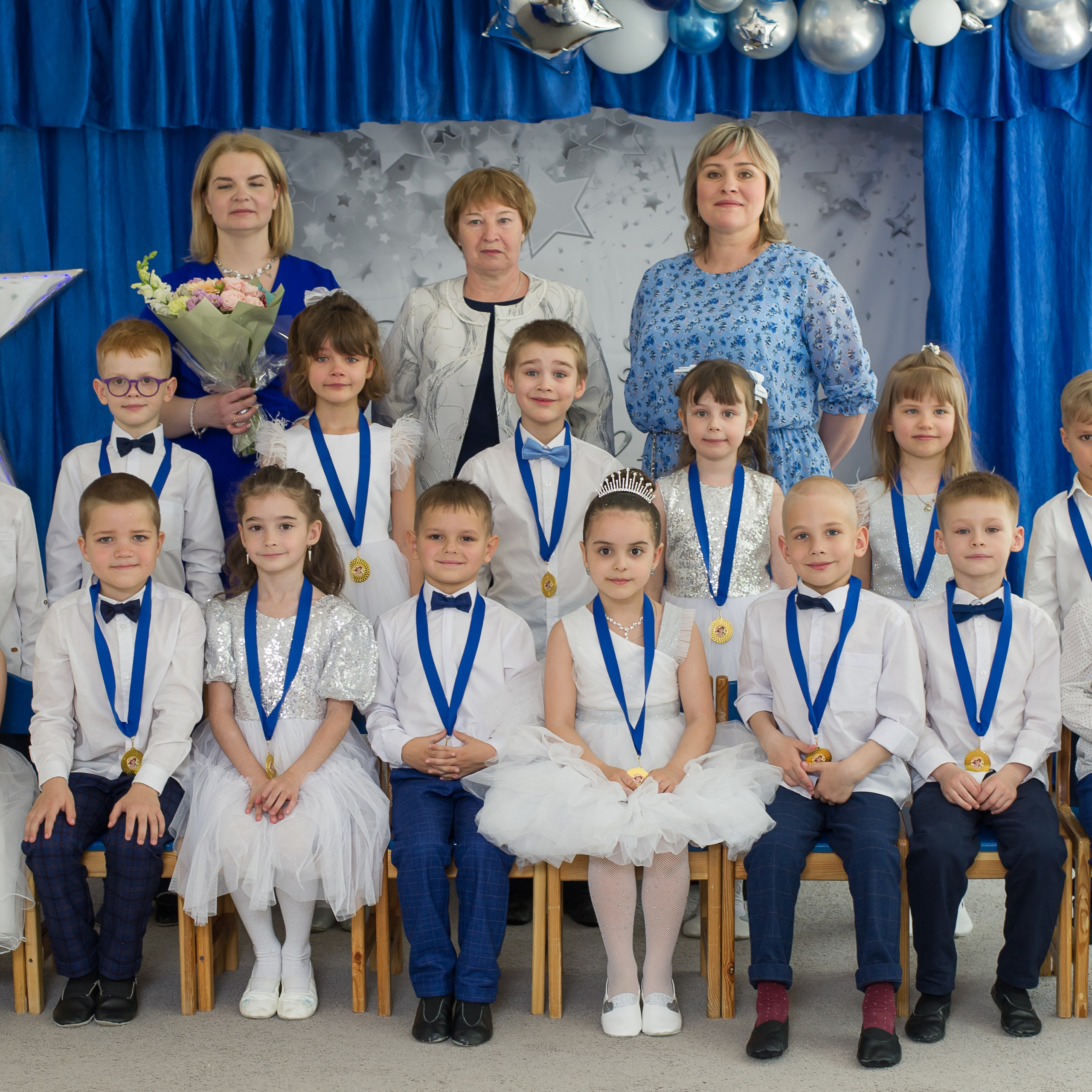 Отзывы клиентов о выпускных альбомах и частных съемках. Выпускные альбомы. Частные съемки