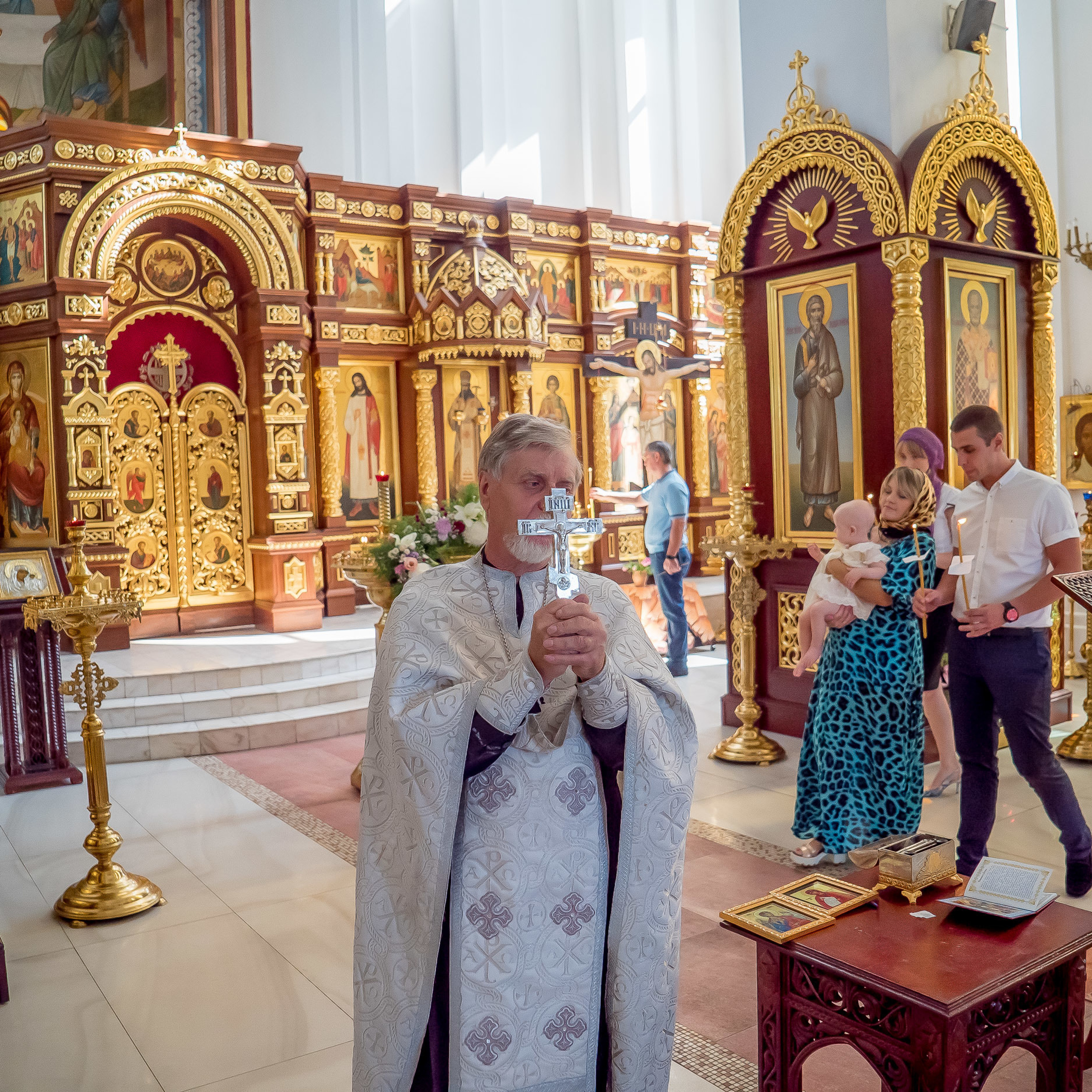 Photographer of church rites. Professional photo and video shooting of. Max Matvich and Victoria Basova are professionals in their field