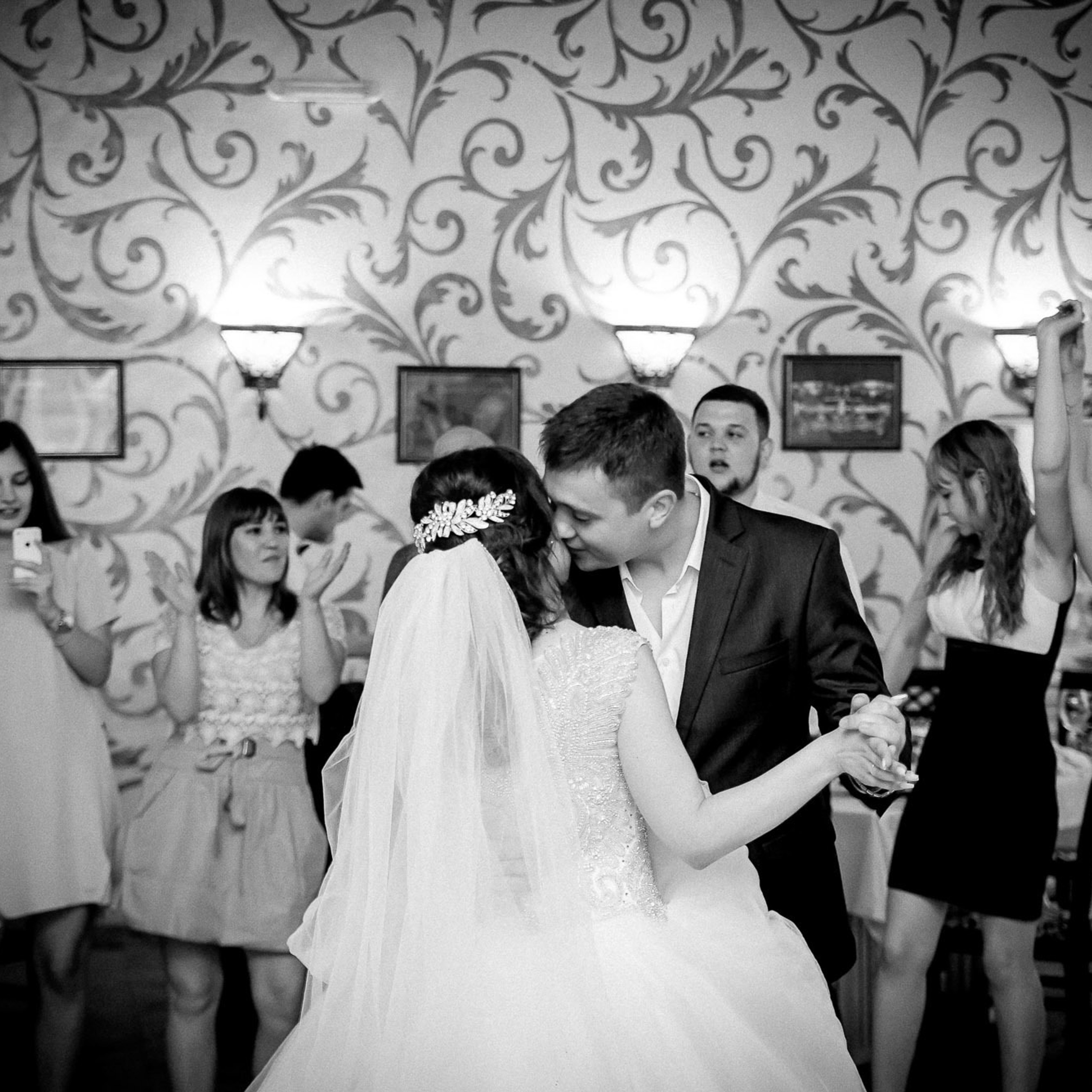 Свадебный фотограф в Ростове-на-Дону. Свадебная фотография в Ростове-н. Максим Матвийченко и Виктория Басова профессионалы своего дела