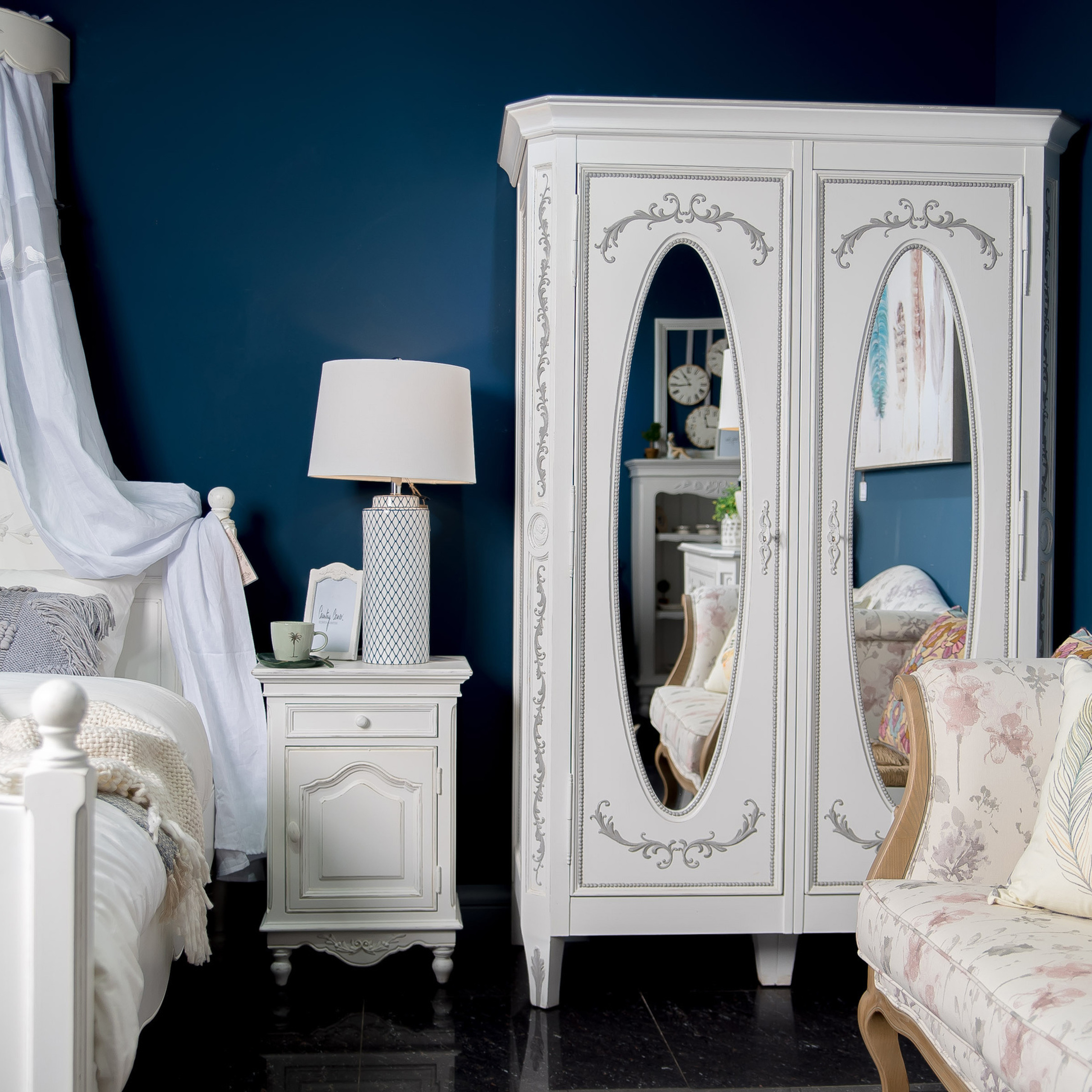 Interior photographer Max Matvich. Max Matvich and Victoria Basova are professionals in their field