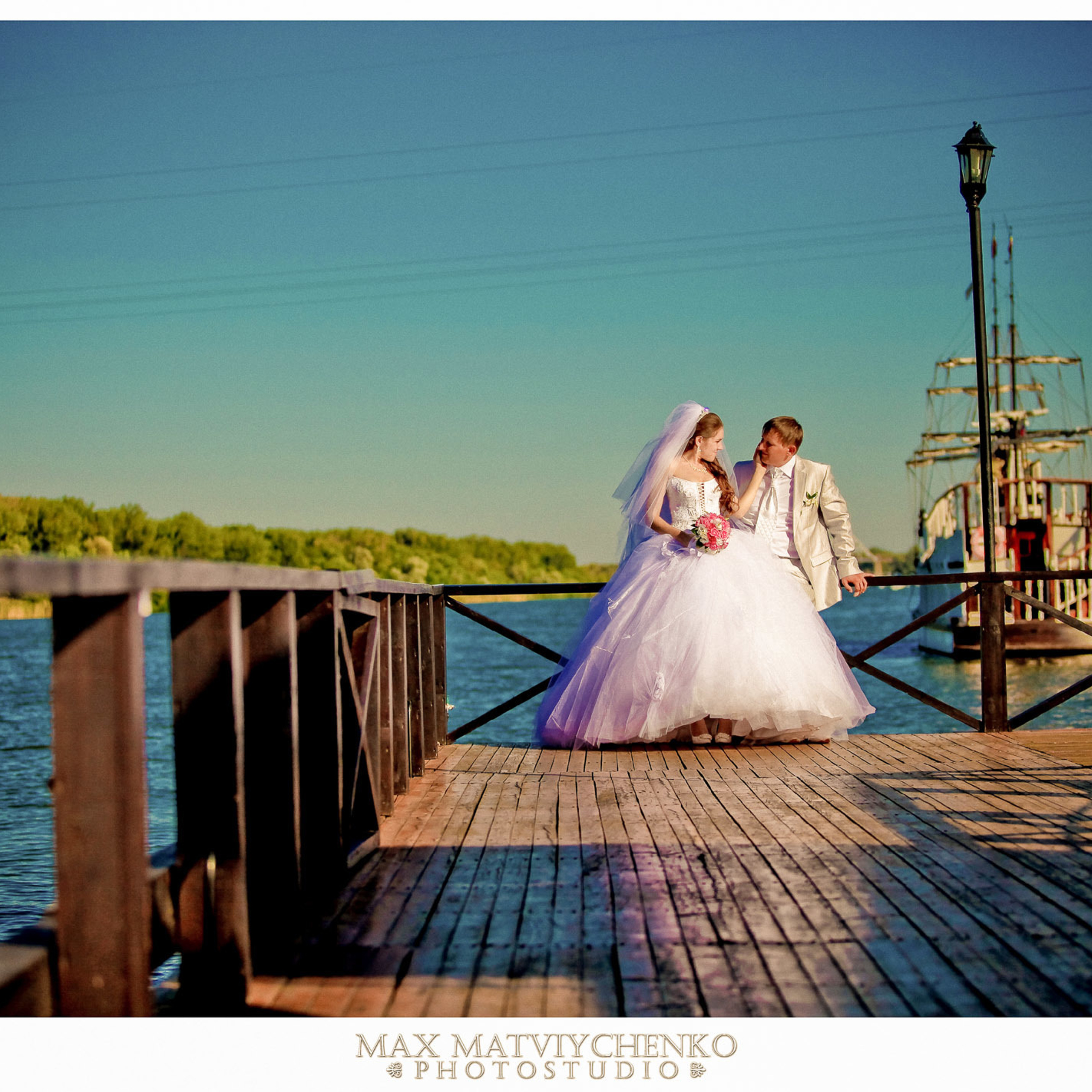 Свадебный фотограф в Ростове-на-Дону. Свадебная фотография в Ростове-н. Максим Матвийченко и Виктория Басова профессионалы своего дела