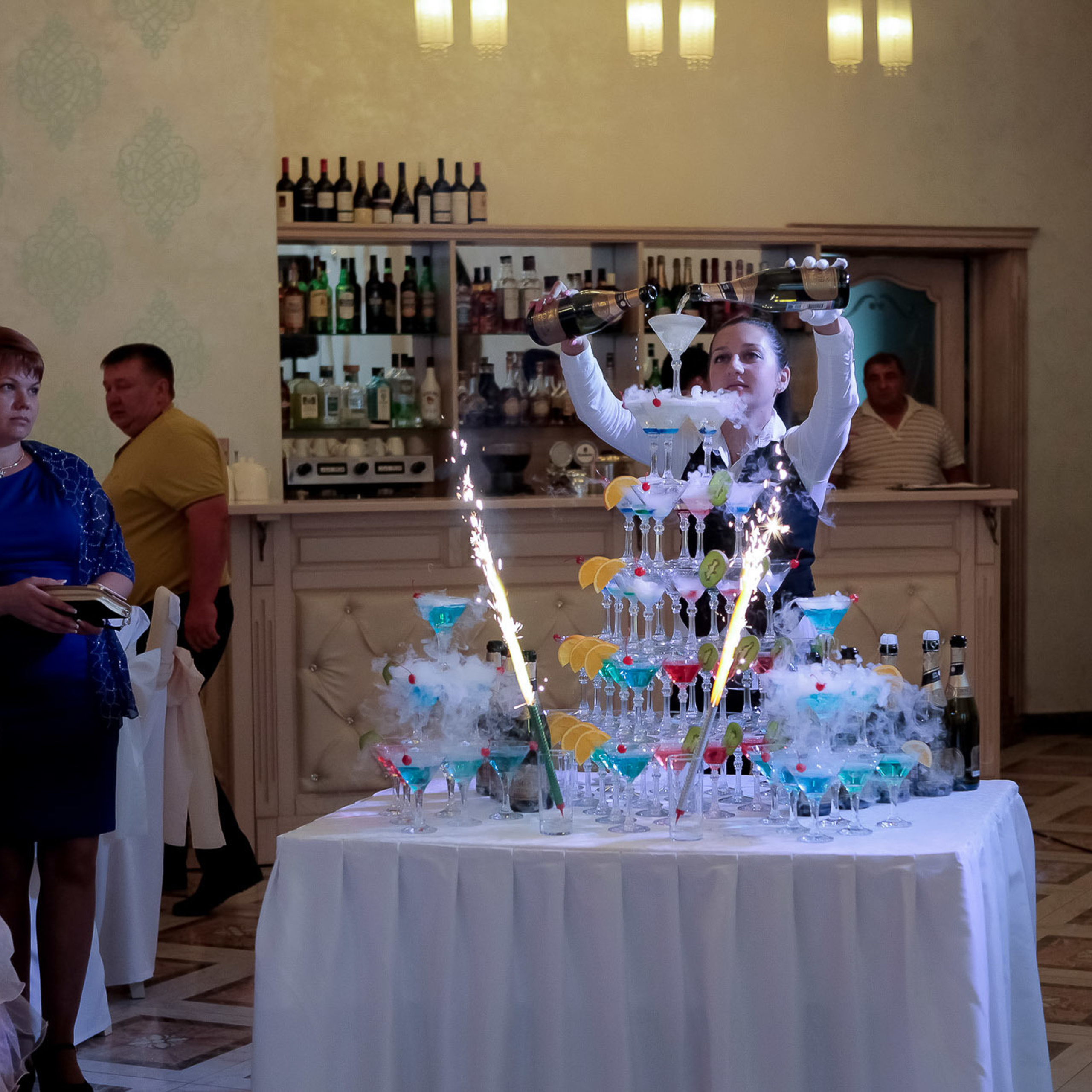 Свадебный фотограф в Ростове-на-Дону. Свадебная фотография в Ростове-н. Максим Матвийченко и Виктория Басова профессионалы своего дела