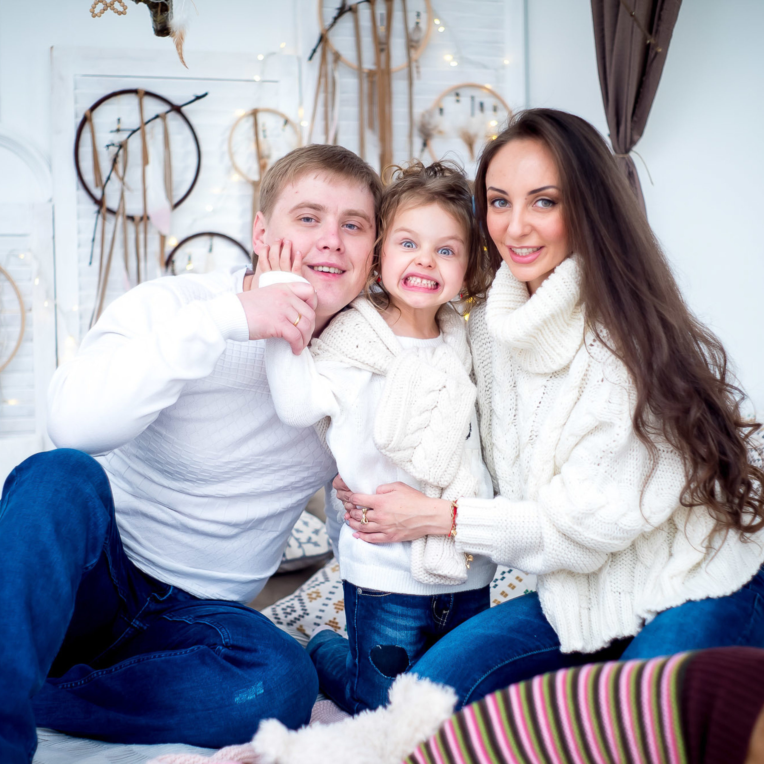 Семейные и детские фотосессии от студии фотографии "Love Story". Максим Матвийченко и Виктория Басова профессионалы своего дела