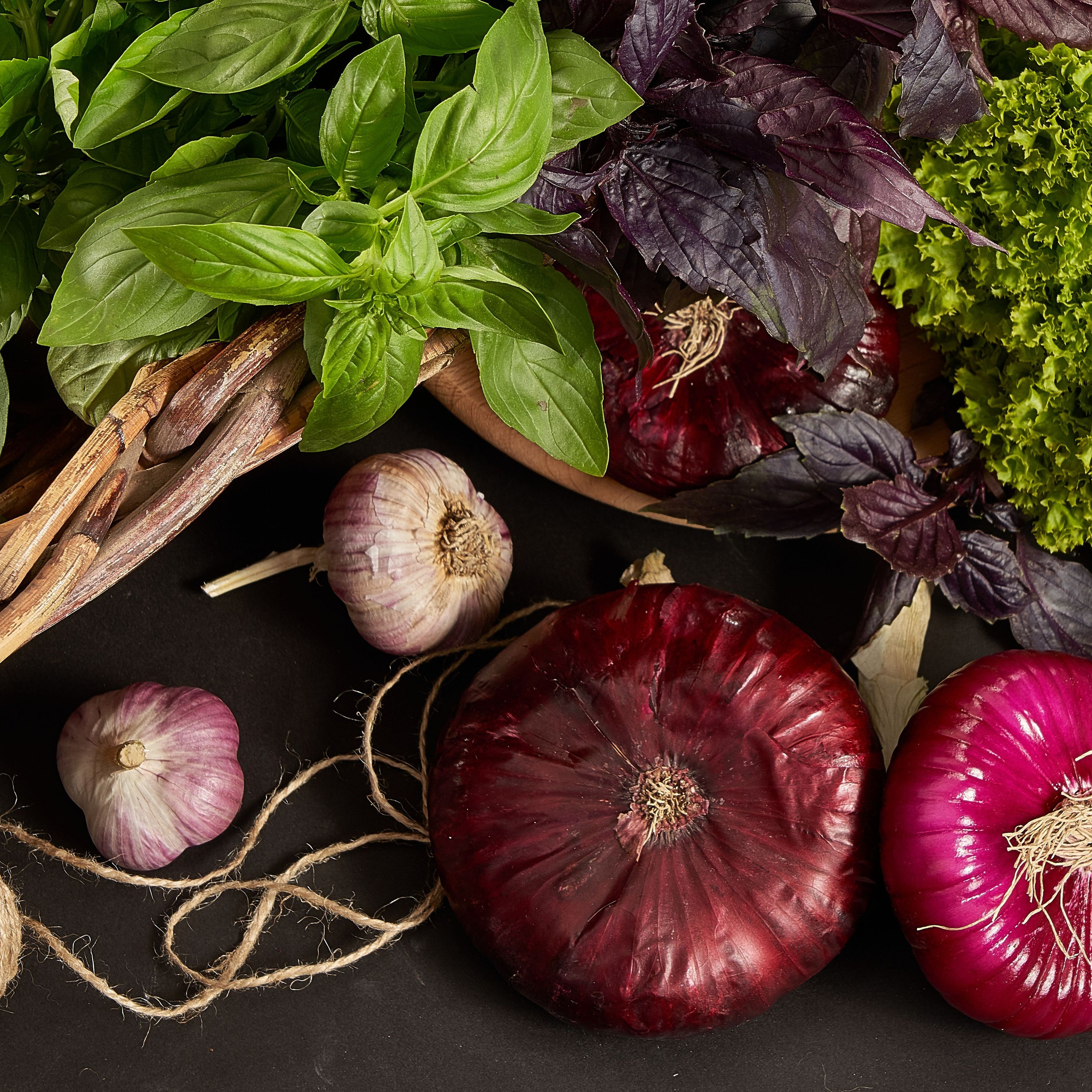 Для МАРКЕТПЛЕЙСОВ. Максим Матвийченко и Виктория Басова профессионалы своего дела