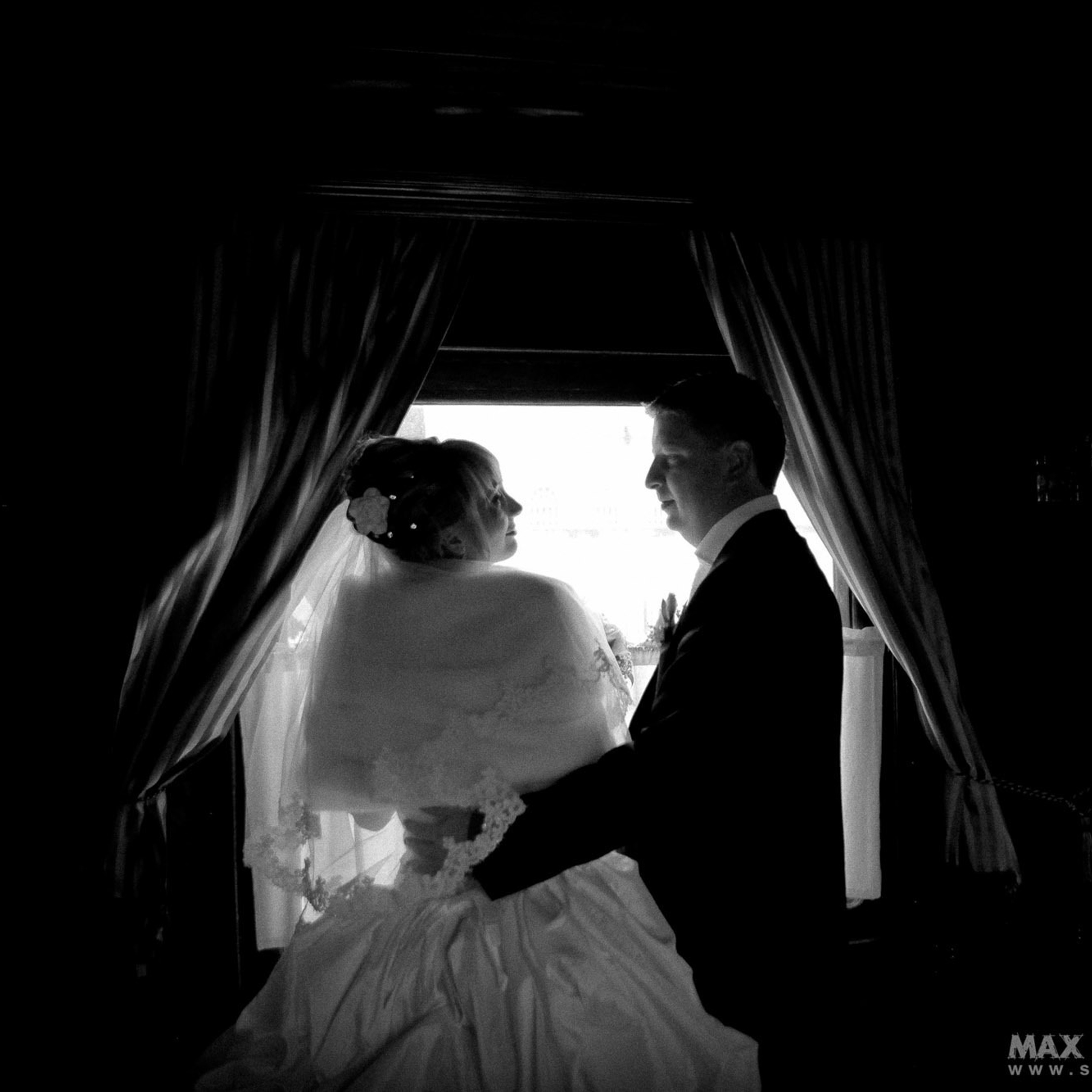 Свадебный фотограф в Ростове-на-Дону. Свадебная фотография в Ростове-н. Максим Матвийченко и Виктория Басова профессионалы своего дела