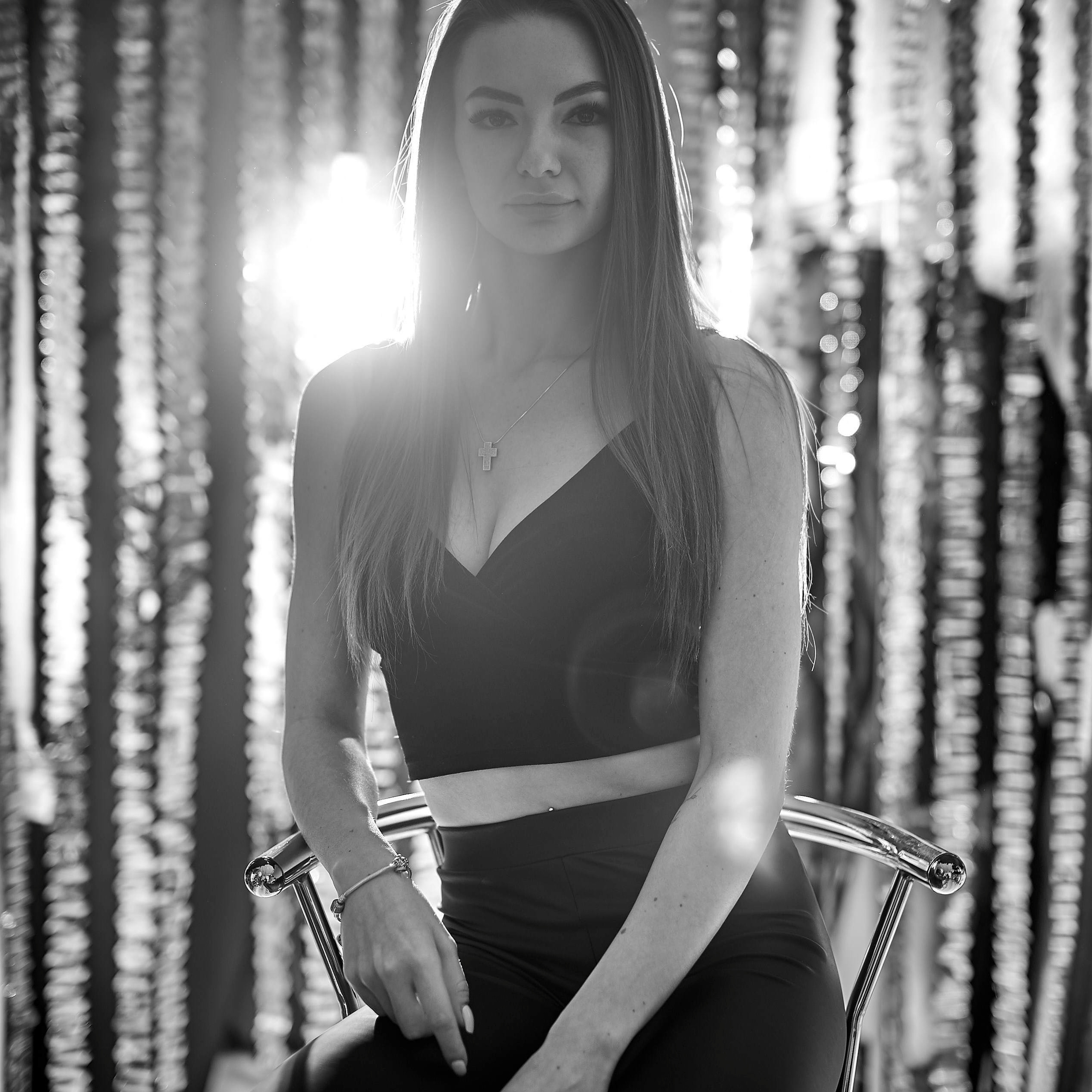 Portrait photo shoot by photographer Max Matvich. Max Matvich and Victoria Basova are professionals in their field