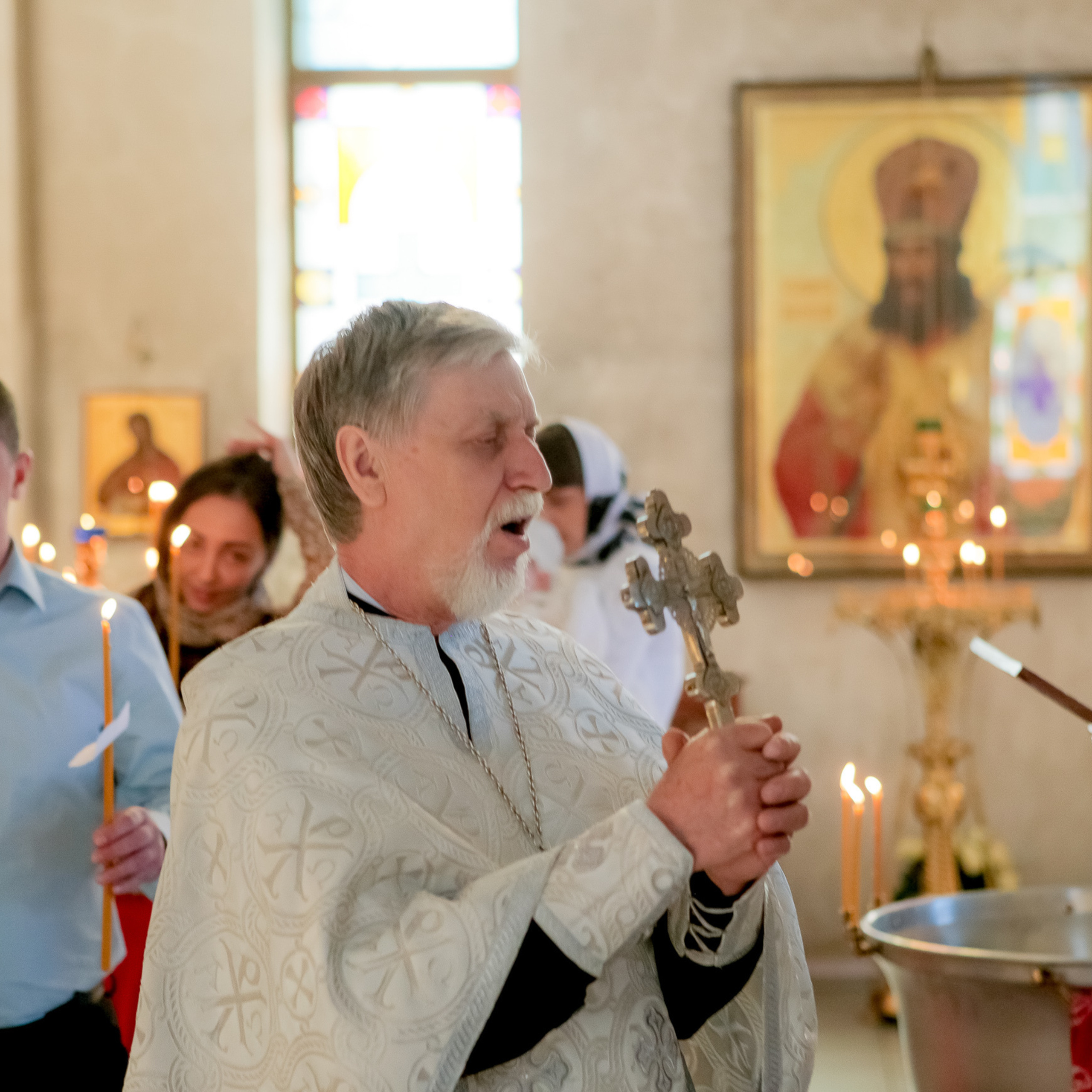 Фотограф церковных обрядов в Ростове-на-Дону. Профессиональная фото и. Максим Матвийченко и Виктория Басова профессионалы своего дела