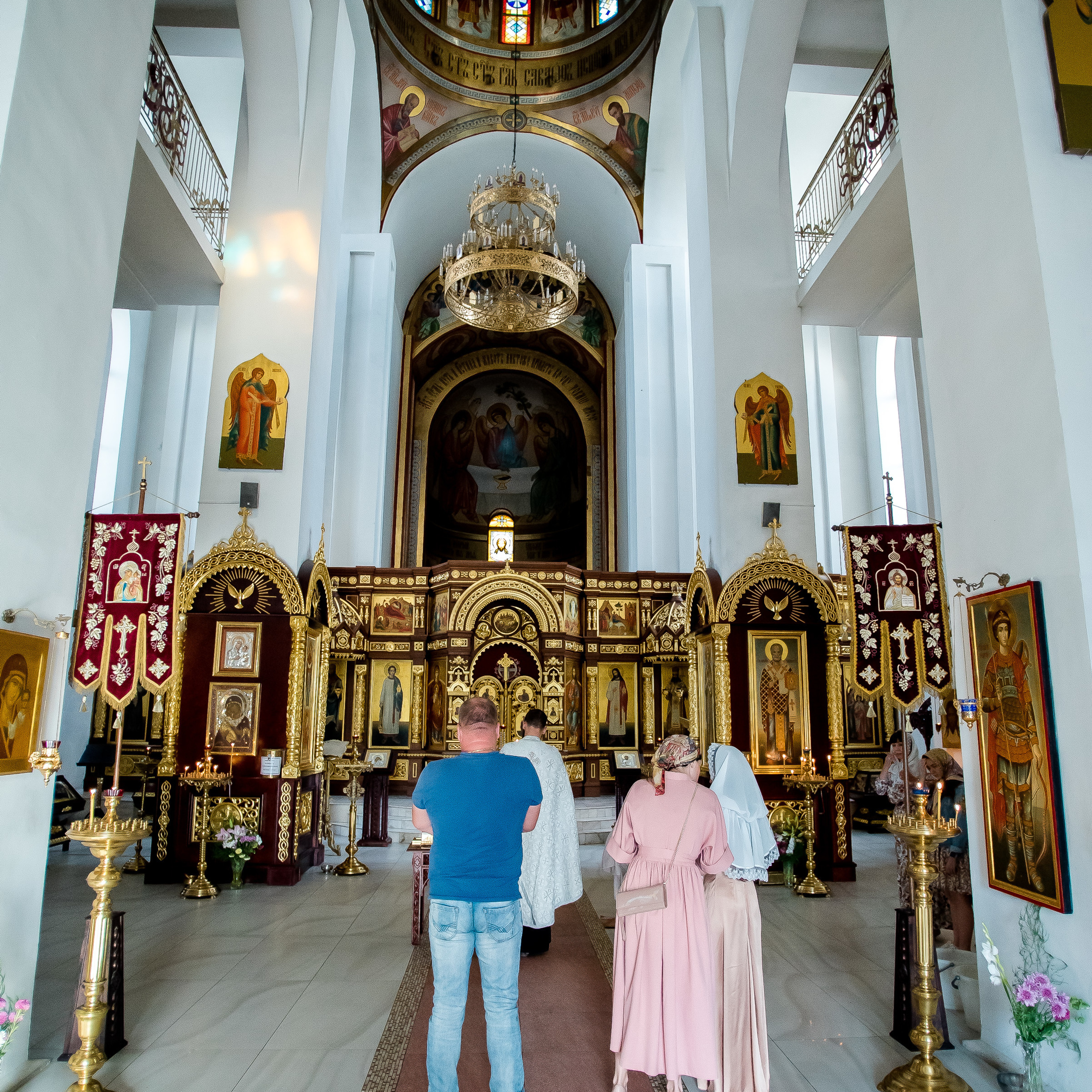 Photographer of church rites. Professional photo and video shooting of. Max Matvich and Victoria Basova are professionals in their field