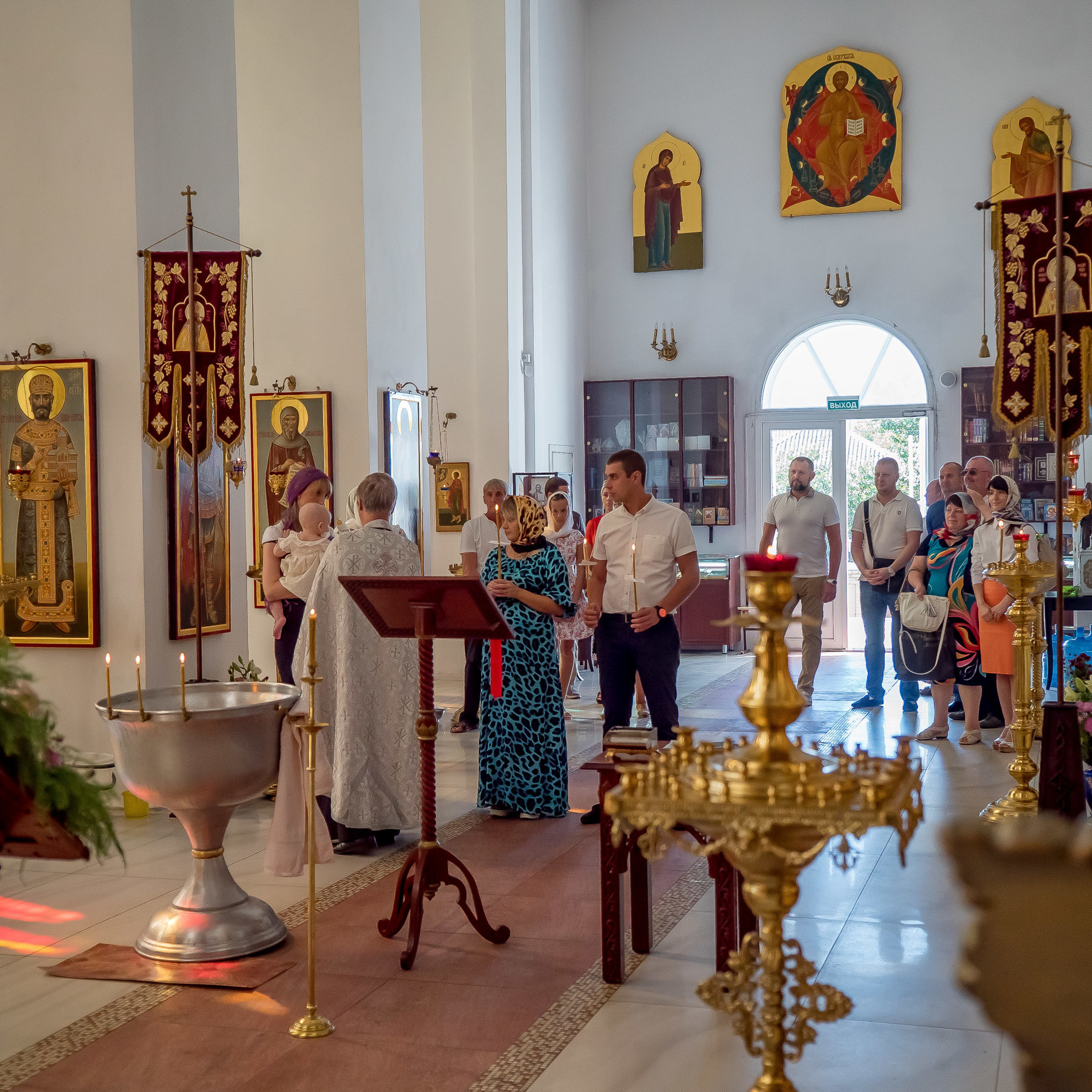 Photographer of church rites. Professional photo and video shooting of. Max Matvich and Victoria Basova are professionals in their field