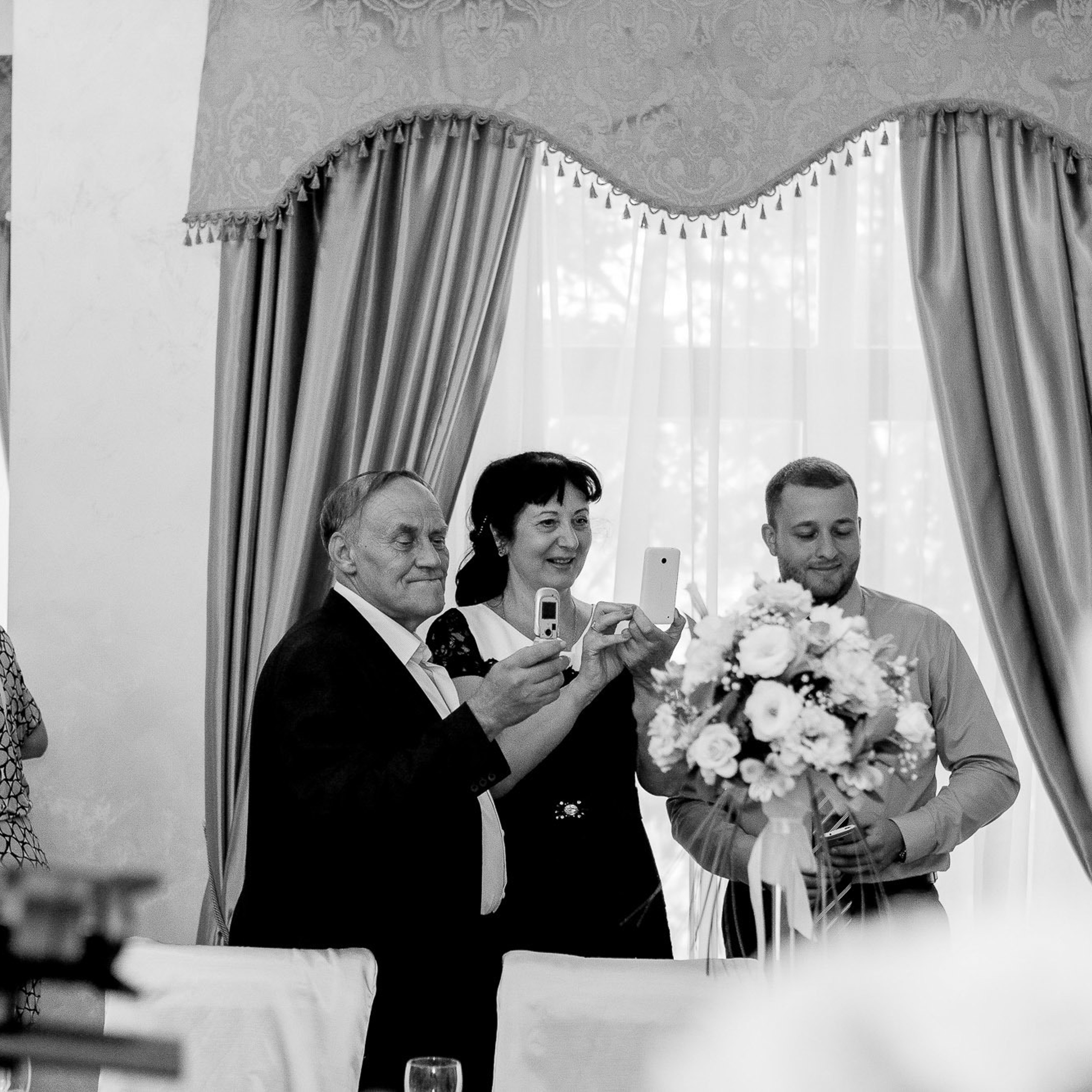 Свадебный фотограф в Ростове-на-Дону. Свадебная фотография в Ростове-н. Максим Матвийченко и Виктория Басова профессионалы своего дела