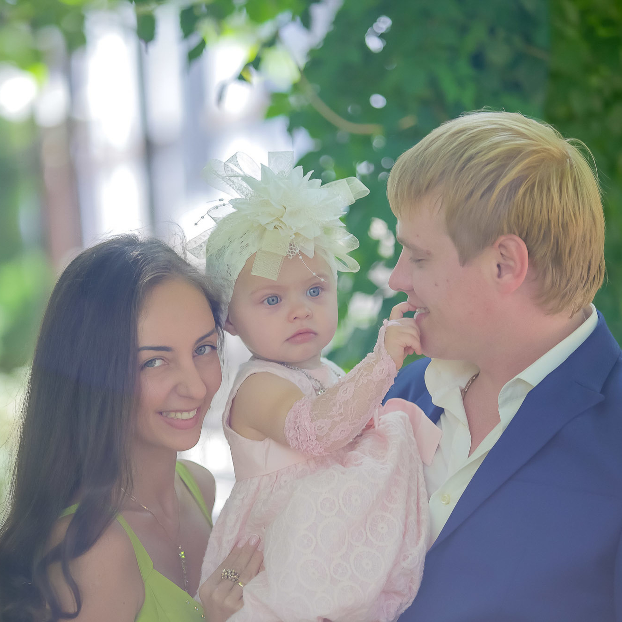 Семейные и детские фотосессии от студии фотографии "Love Story". Максим Матвийченко и Виктория Басова профессионалы своего дела