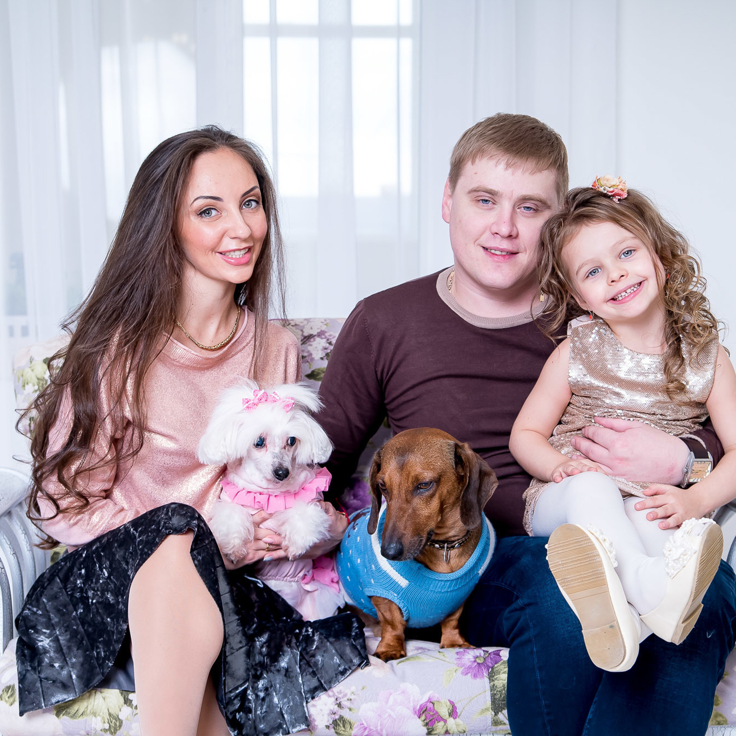 Семейные и детские фотосессии от студии фотографии "Love Story". Максим Матвийченко и Виктория Басова профессионалы своего дела