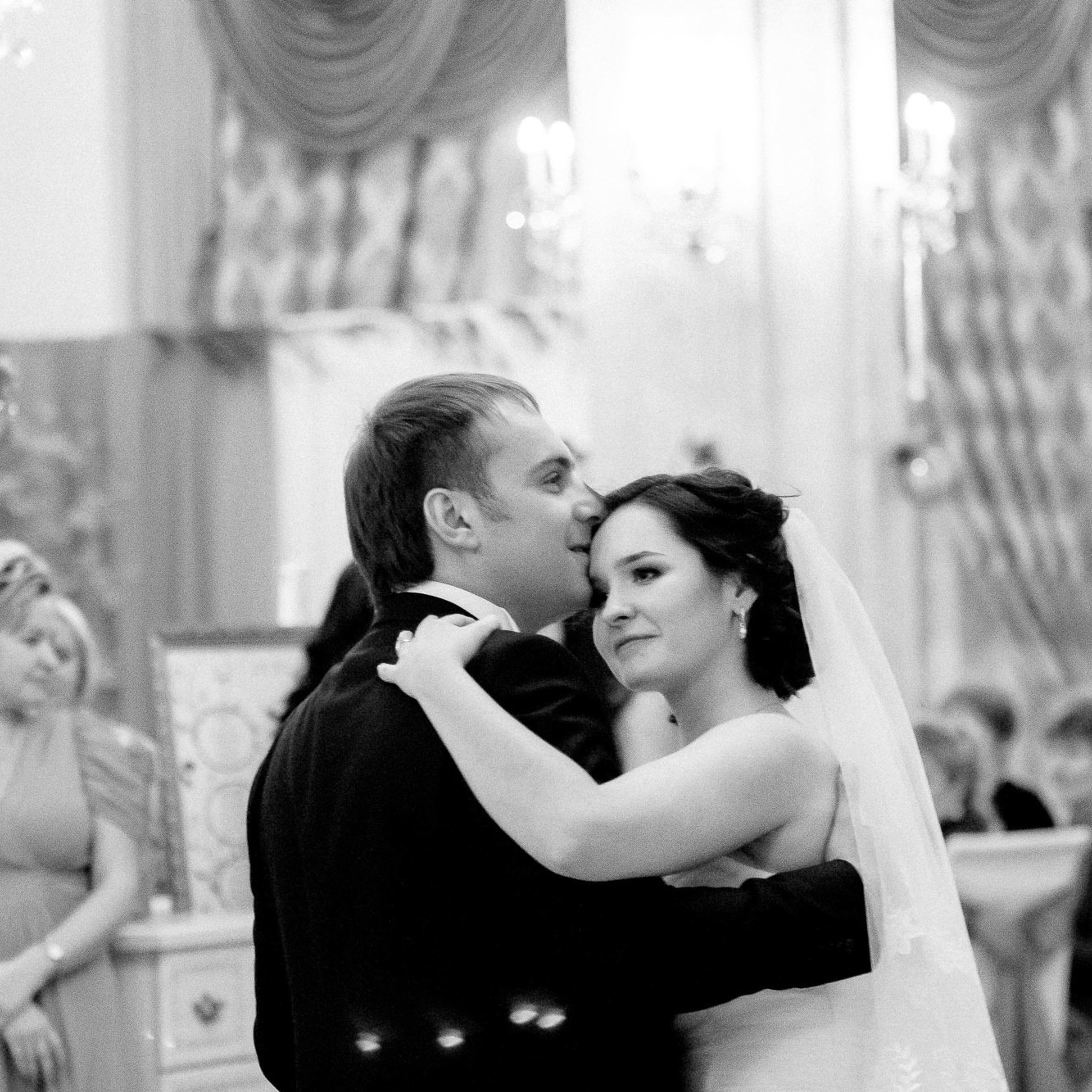 Свадебный фотограф в Ростове-на-Дону. Свадебная фотография в Ростове-н. Максим Матвийченко и Виктория Басова профессионалы своего дела