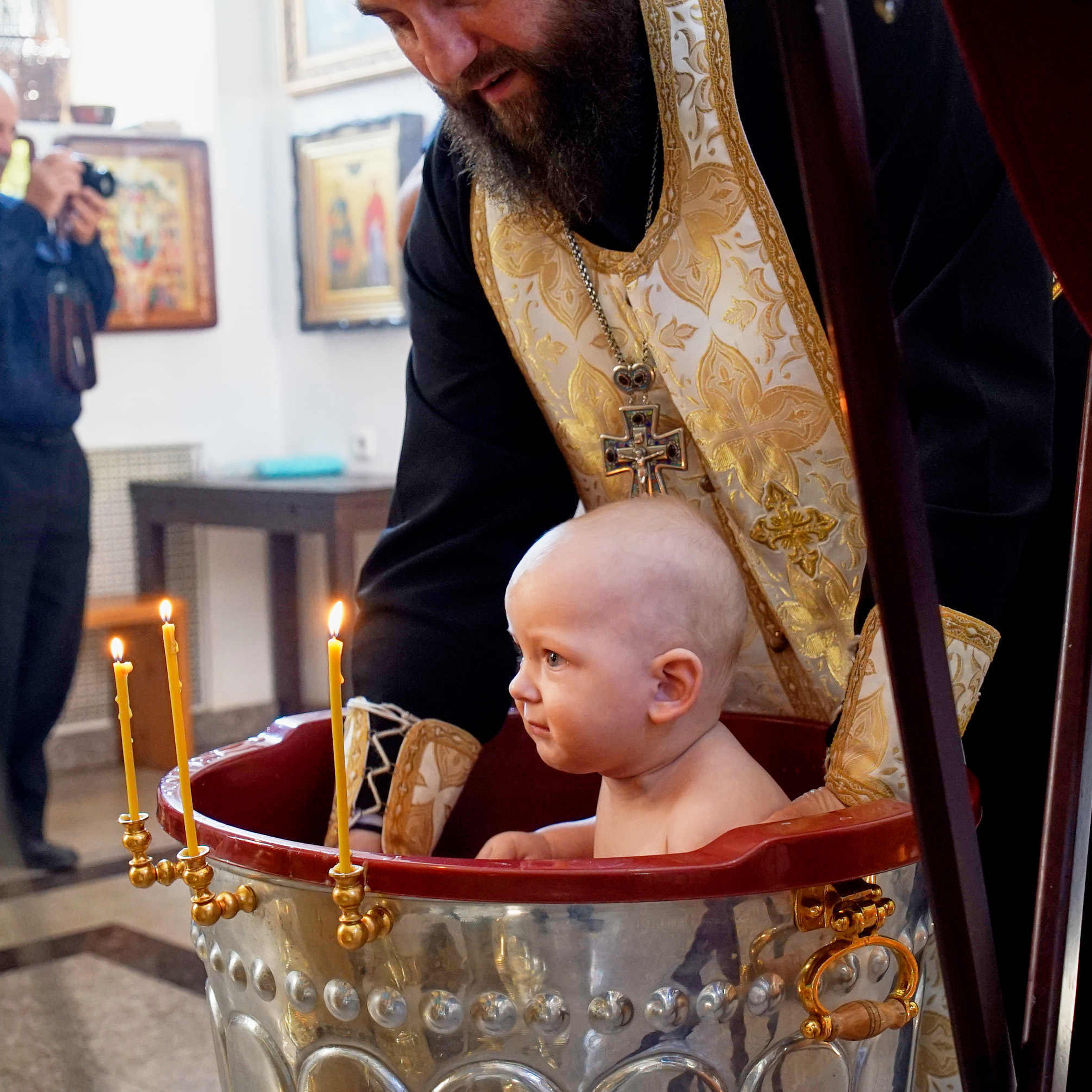 Фотограф церковных обрядов в Ростове-на-Дону. Профессиональная фото и. Максим Матвийченко и Виктория Басова профессионалы своего дела