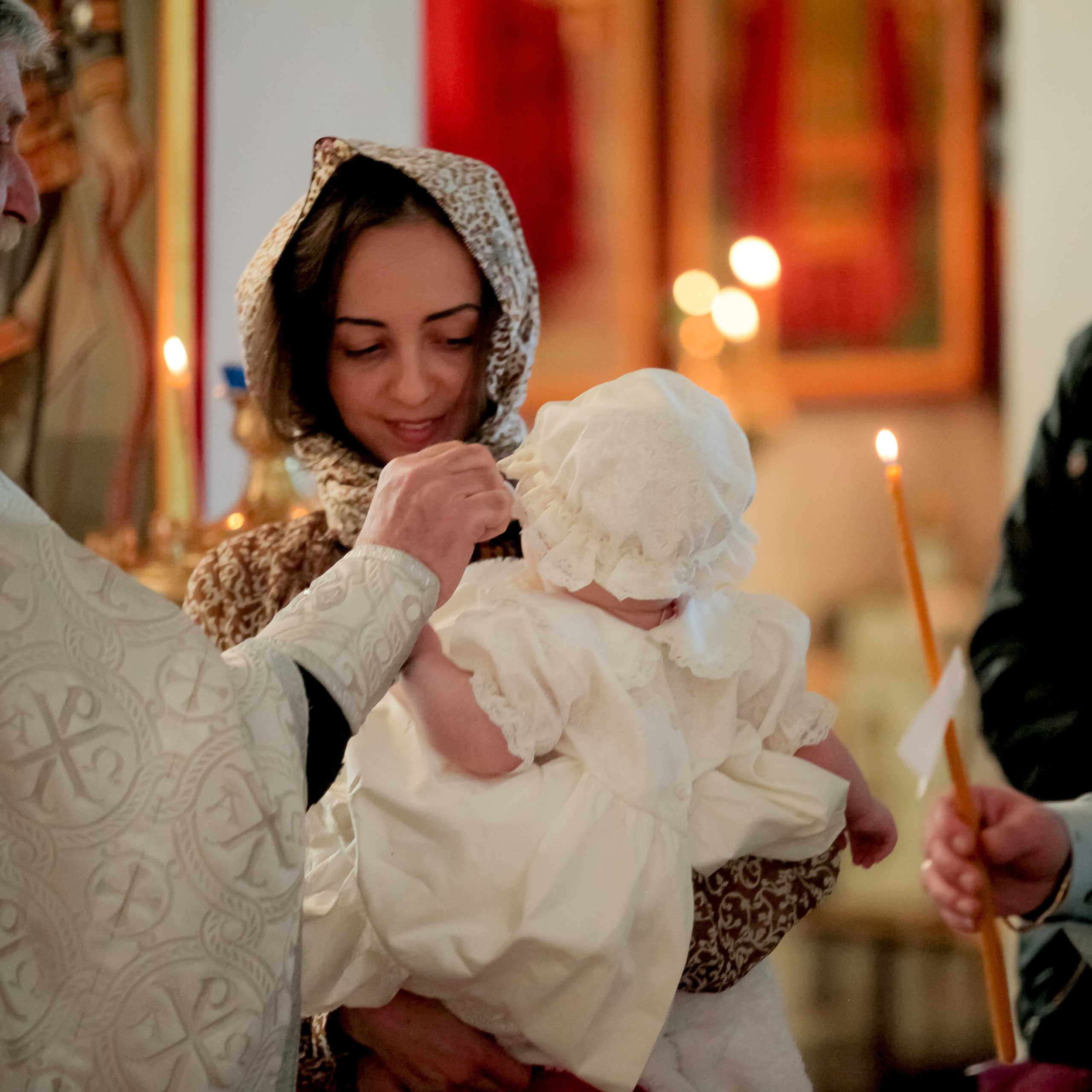 Фотограф церковных обрядов в Ростове-на-Дону. Профессиональная фото и. Максим Матвийченко и Виктория Басова профессионалы своего дела