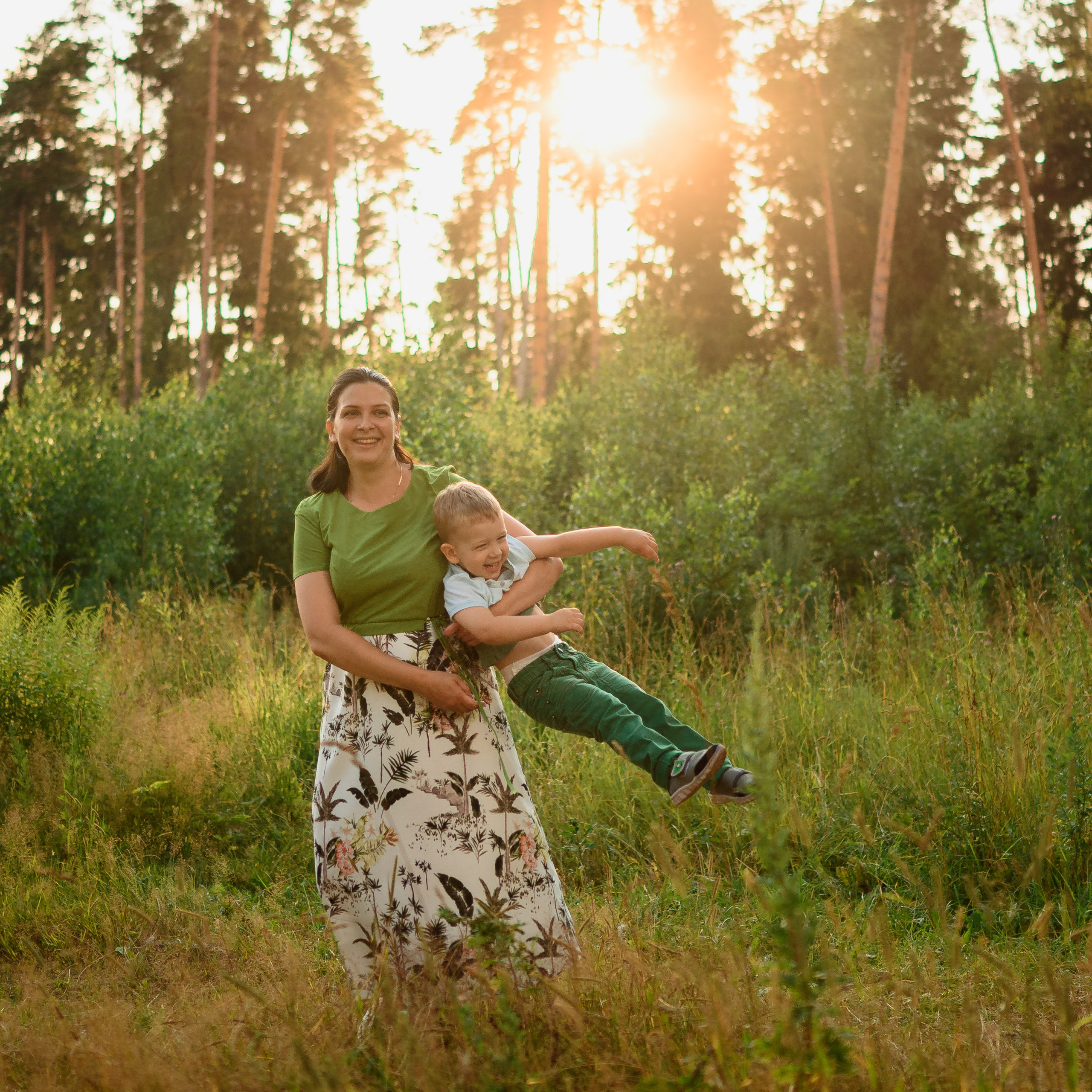 ТРАВЫ НА ЗАКАТЕ