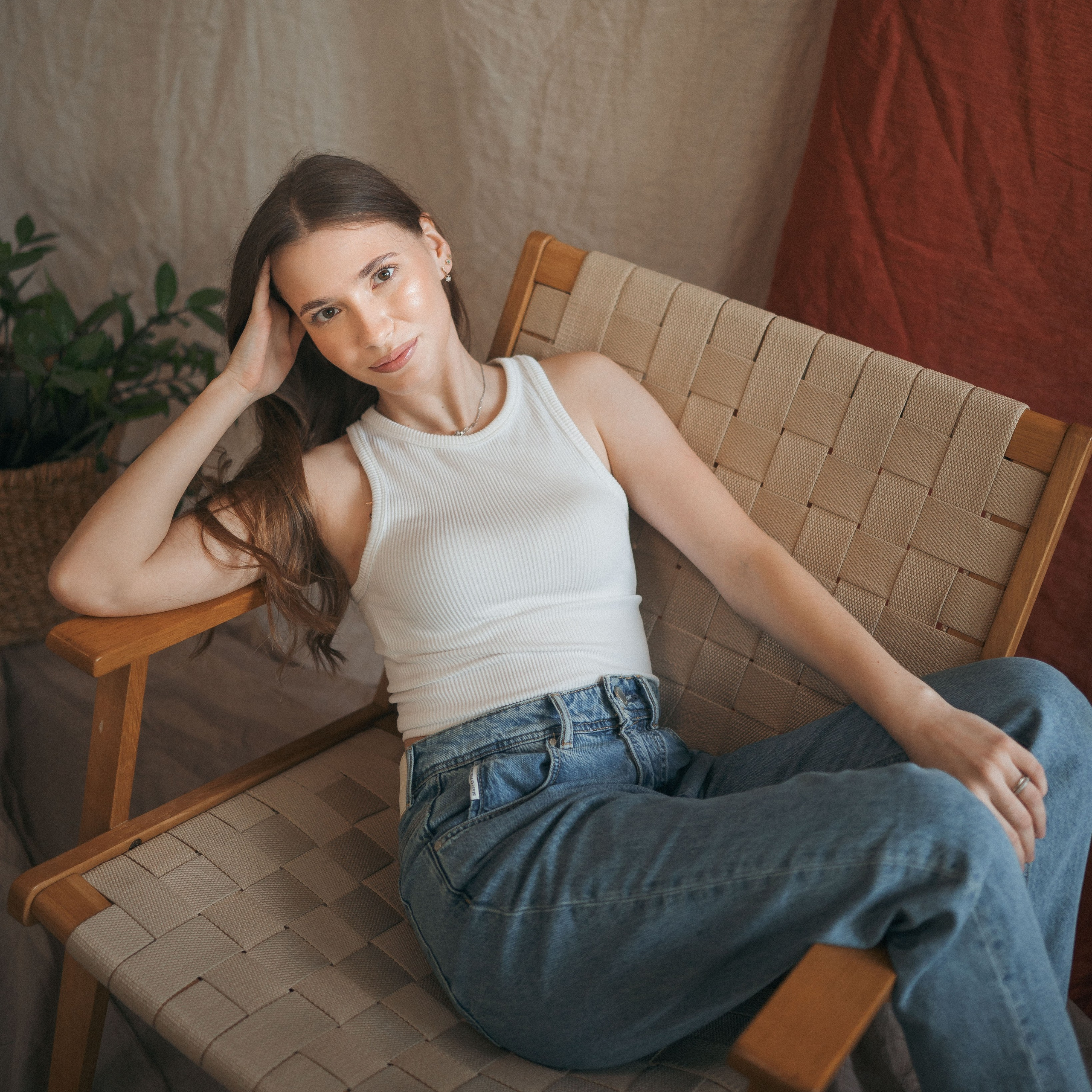 АЙГУЛЬ И УЮТНОЙ СТУДИИ